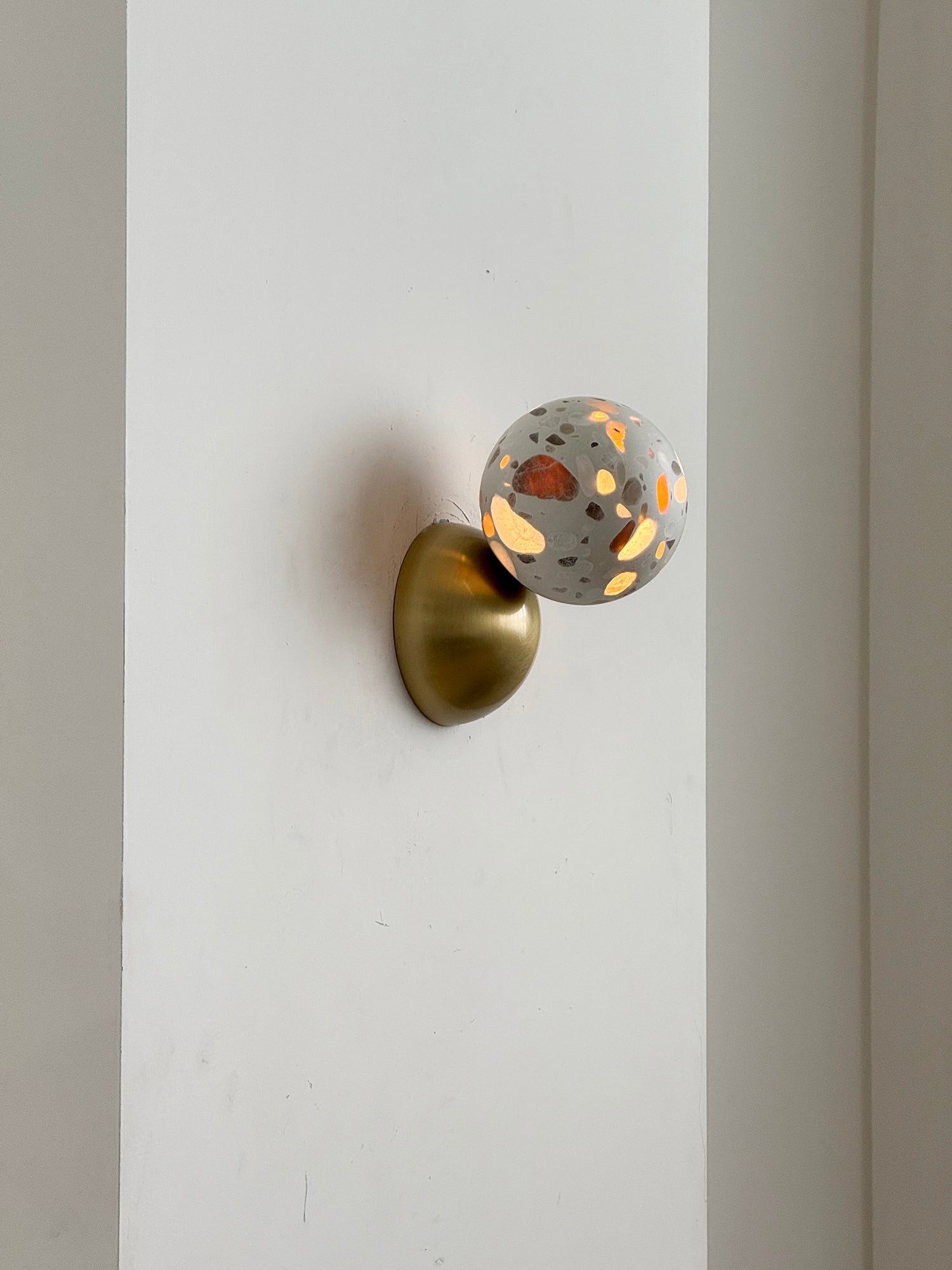 Arca Lampe Murale en Marbre et Métal Style Minimaliste Moderne Eclipse