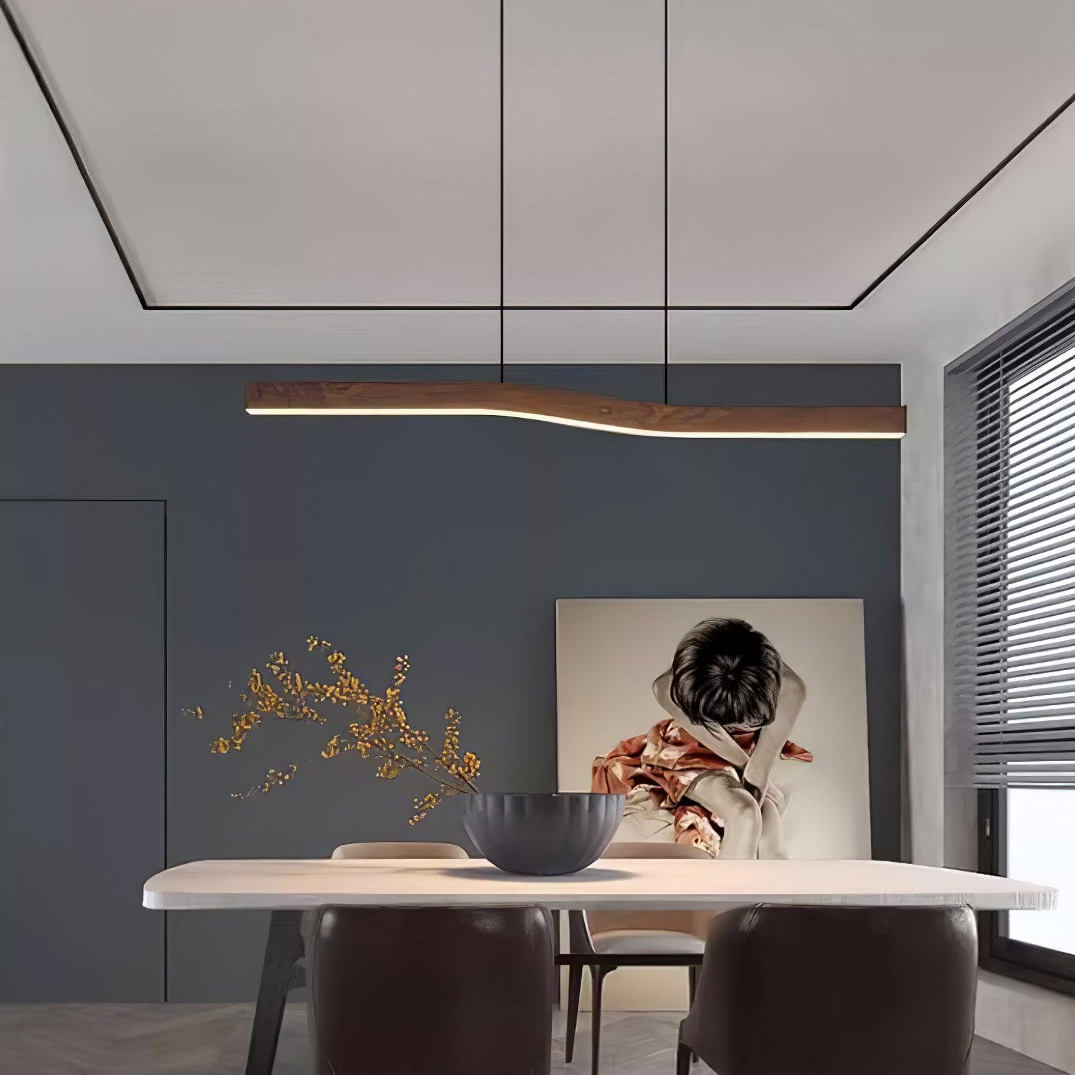Tristan Suspension Linéaire Minimaliste