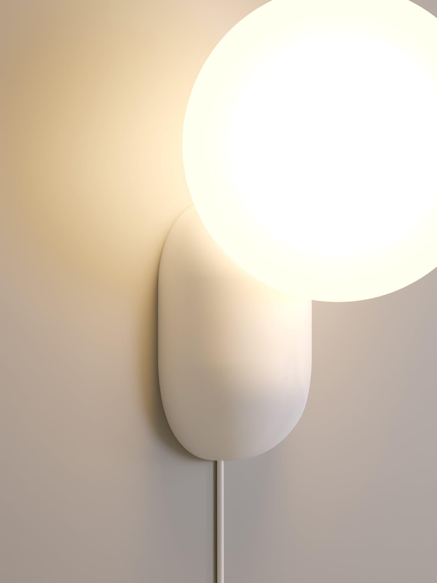 Lunara Applique Murale Globe Minimaliste