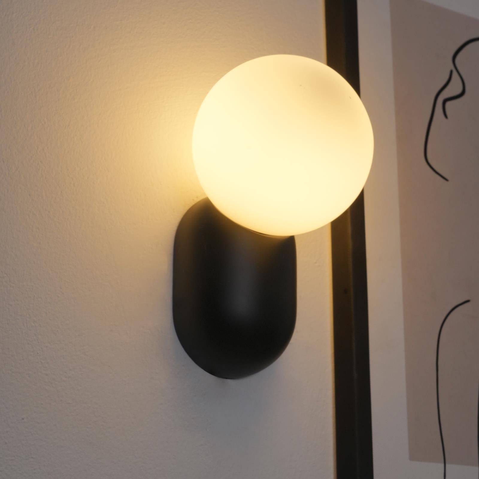 Lunara Applique Murale Globe Minimaliste