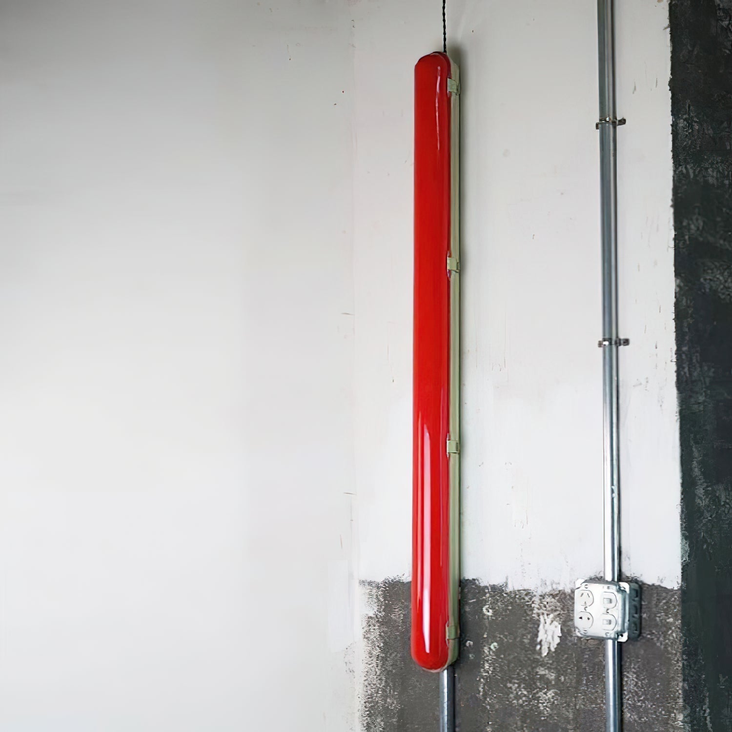 Wavel Joy Applique Murale en Plastique Rouge Minimaliste Moderne