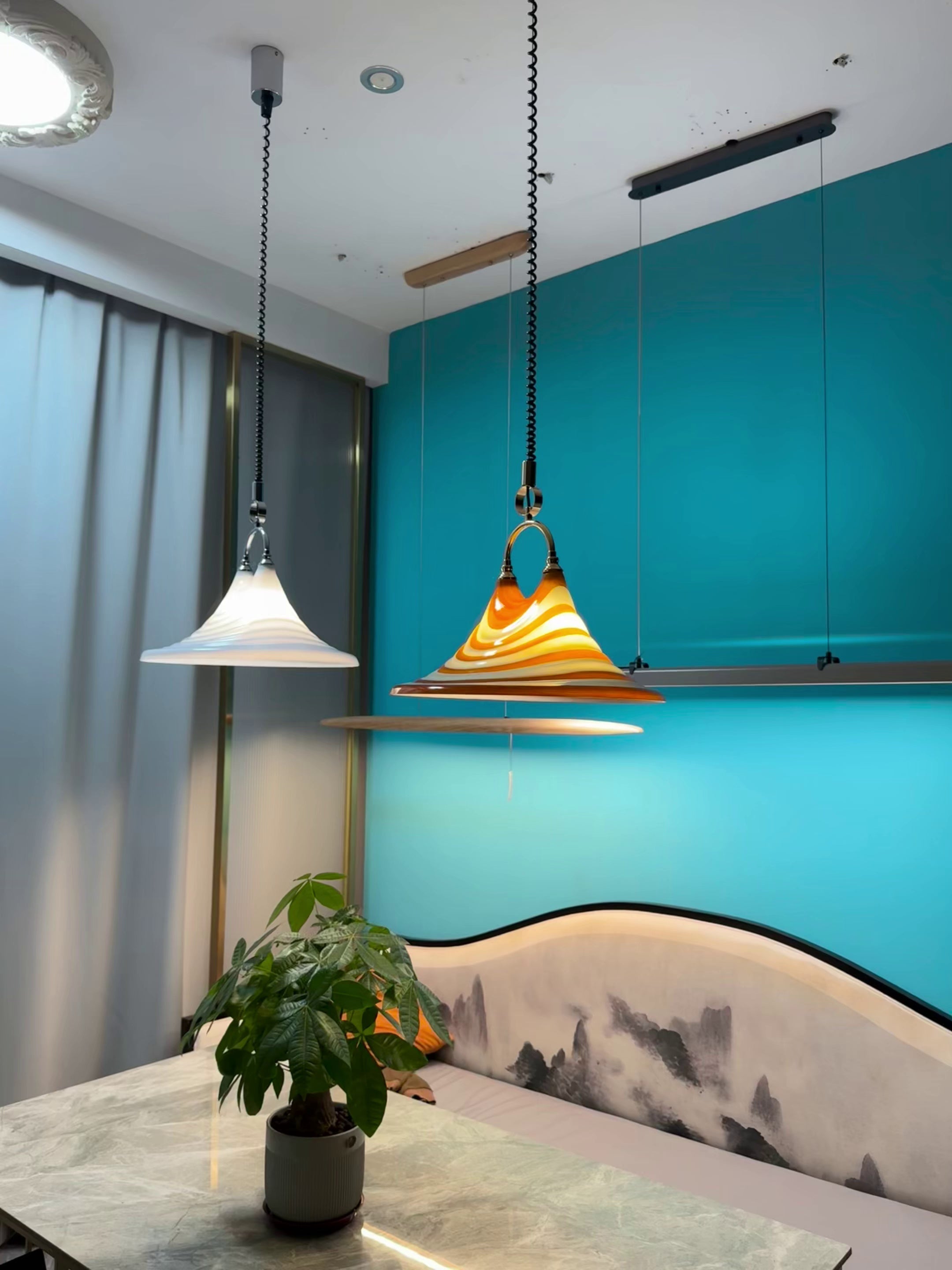 Aria Lustre en Plastique à Créativité Individuelle en Forme de Trompette