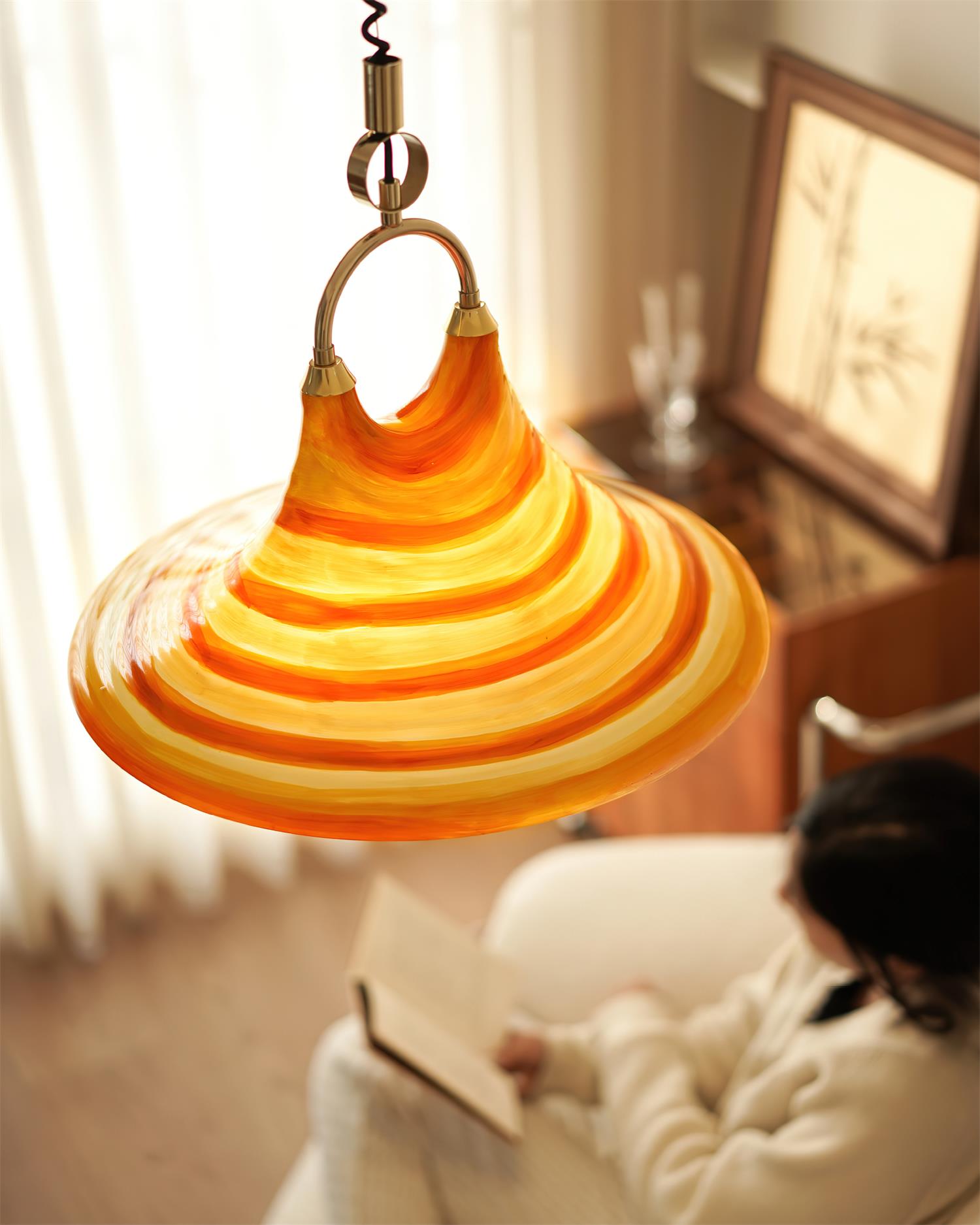 Aria Lustre en Plastique à Créativité Individuelle en Forme de Trompette