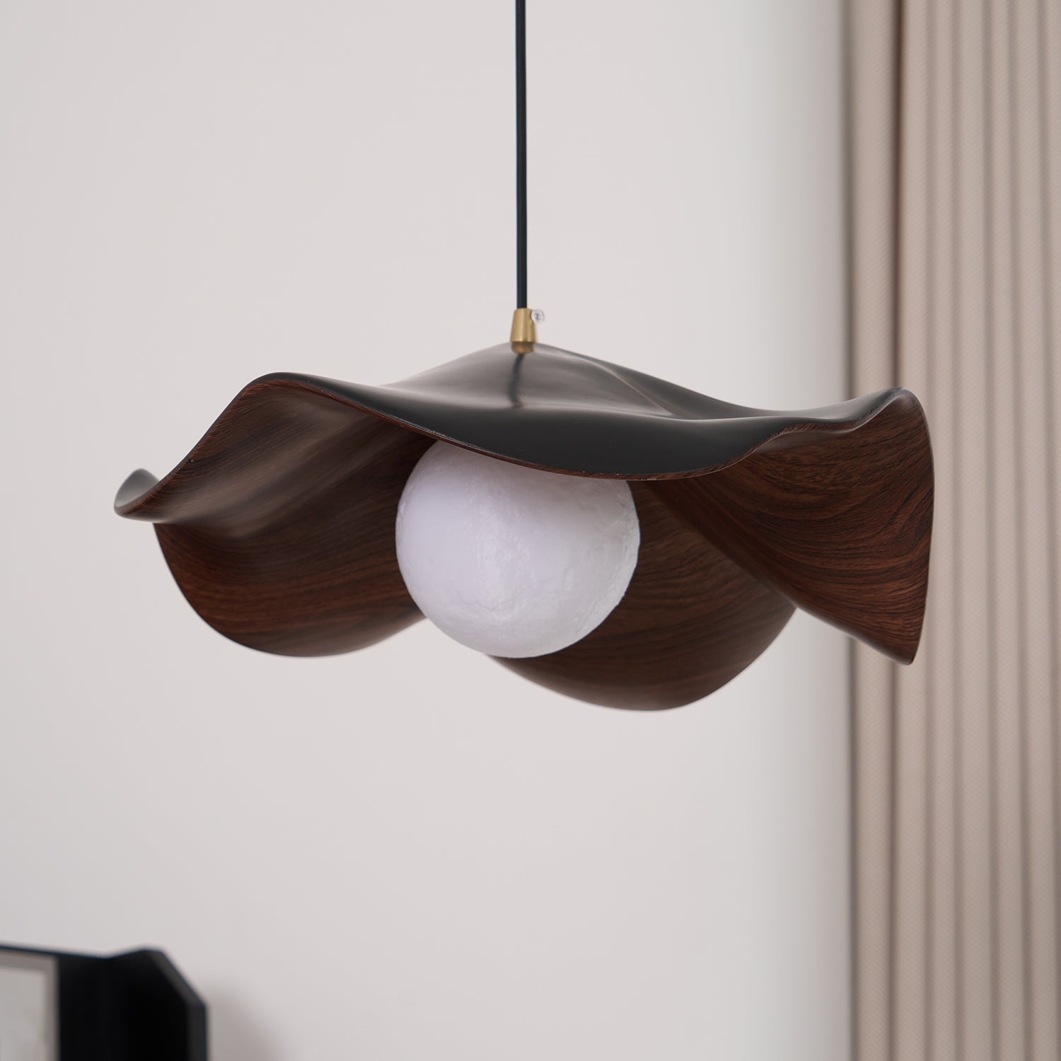 Brioce Suspension avec abat-jour en résine blanc et noyer pour salon et salle à manger