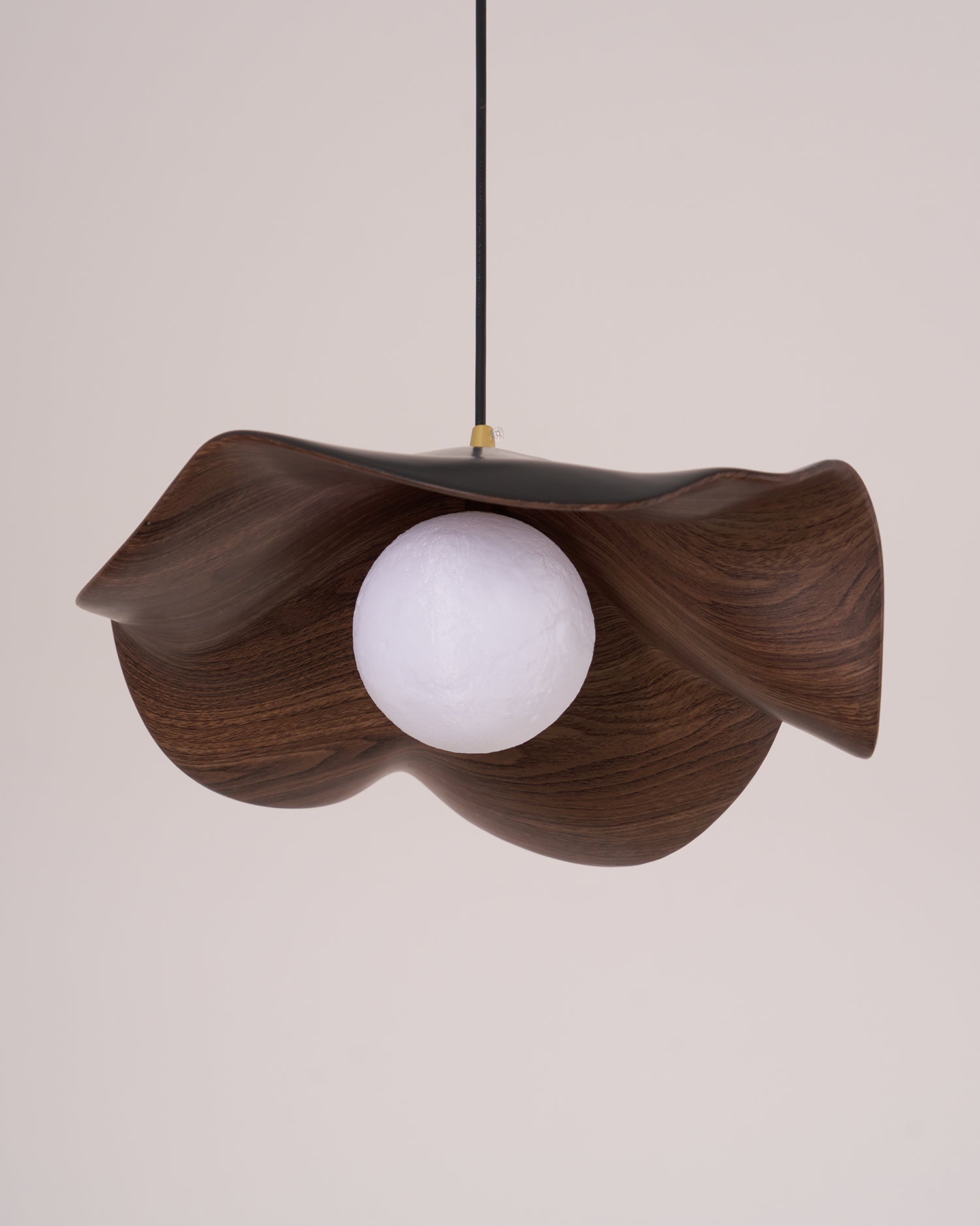 Brioce Suspension avec abat-jour en résine blanc et noyer pour salon et salle à manger