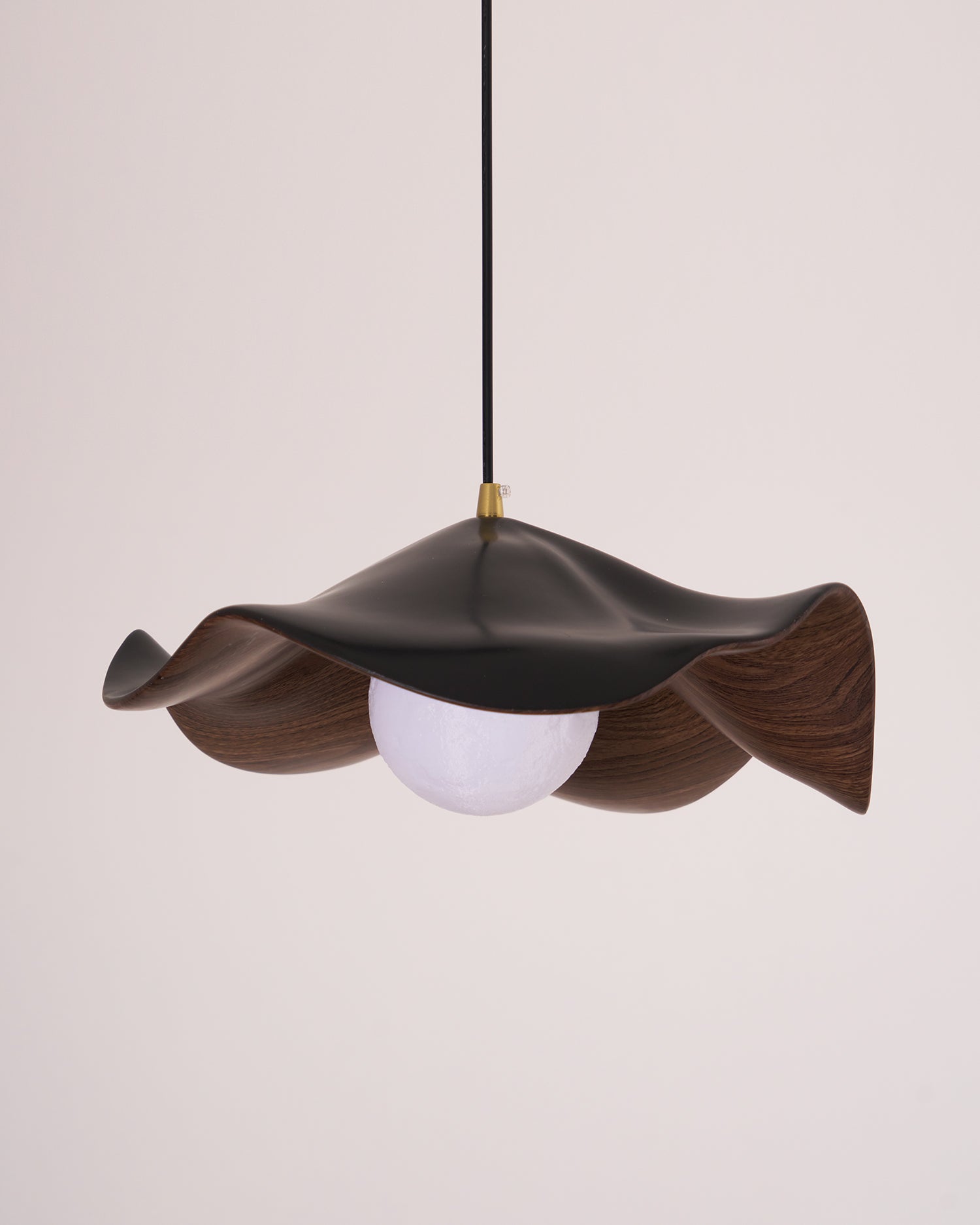 Brioce Suspension avec abat-jour en résine blanc et noyer pour salon et salle à manger