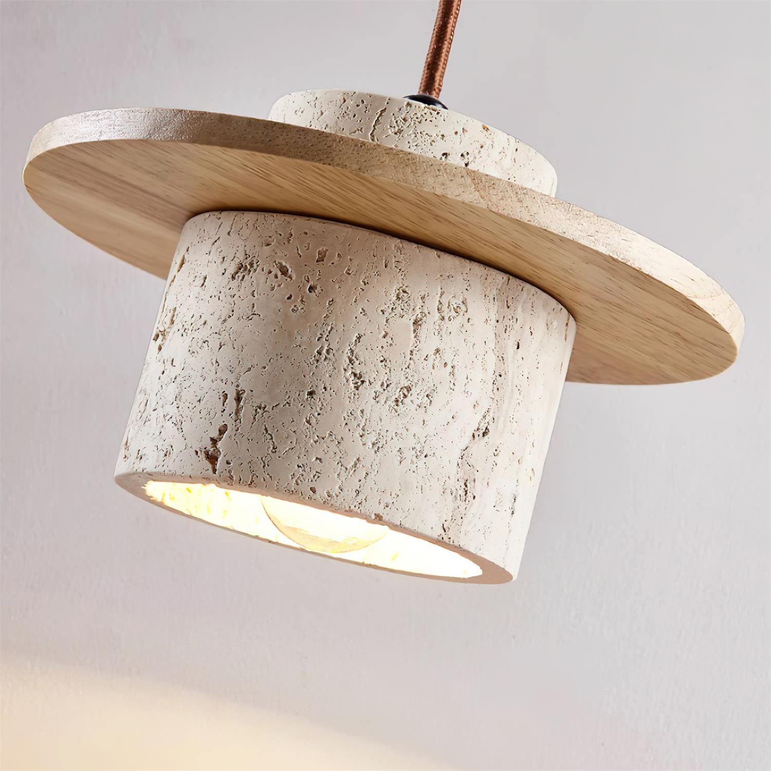 Disque Suspension Cylindre en Travertin en Bois de Noyer Artisanal
