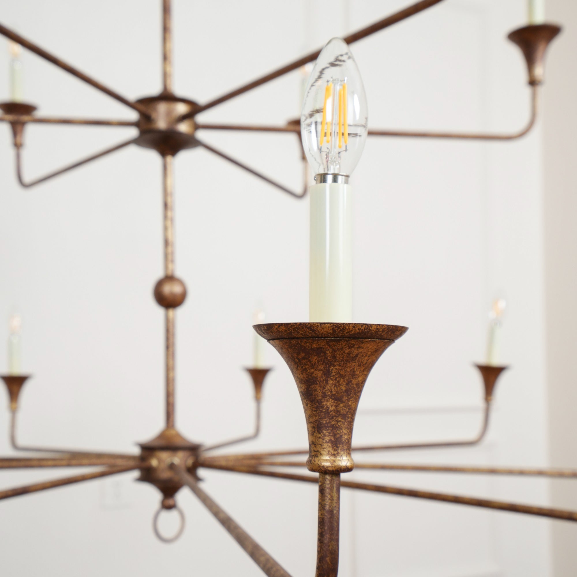 Wisp Grand Lustre en Métal de Bronze Industriel Vintage