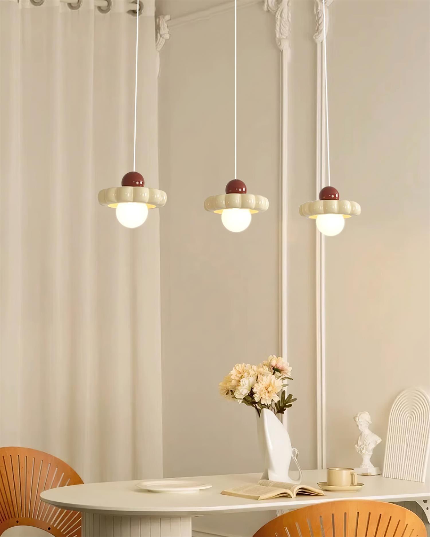 Aria Suspension Crème Mignonne