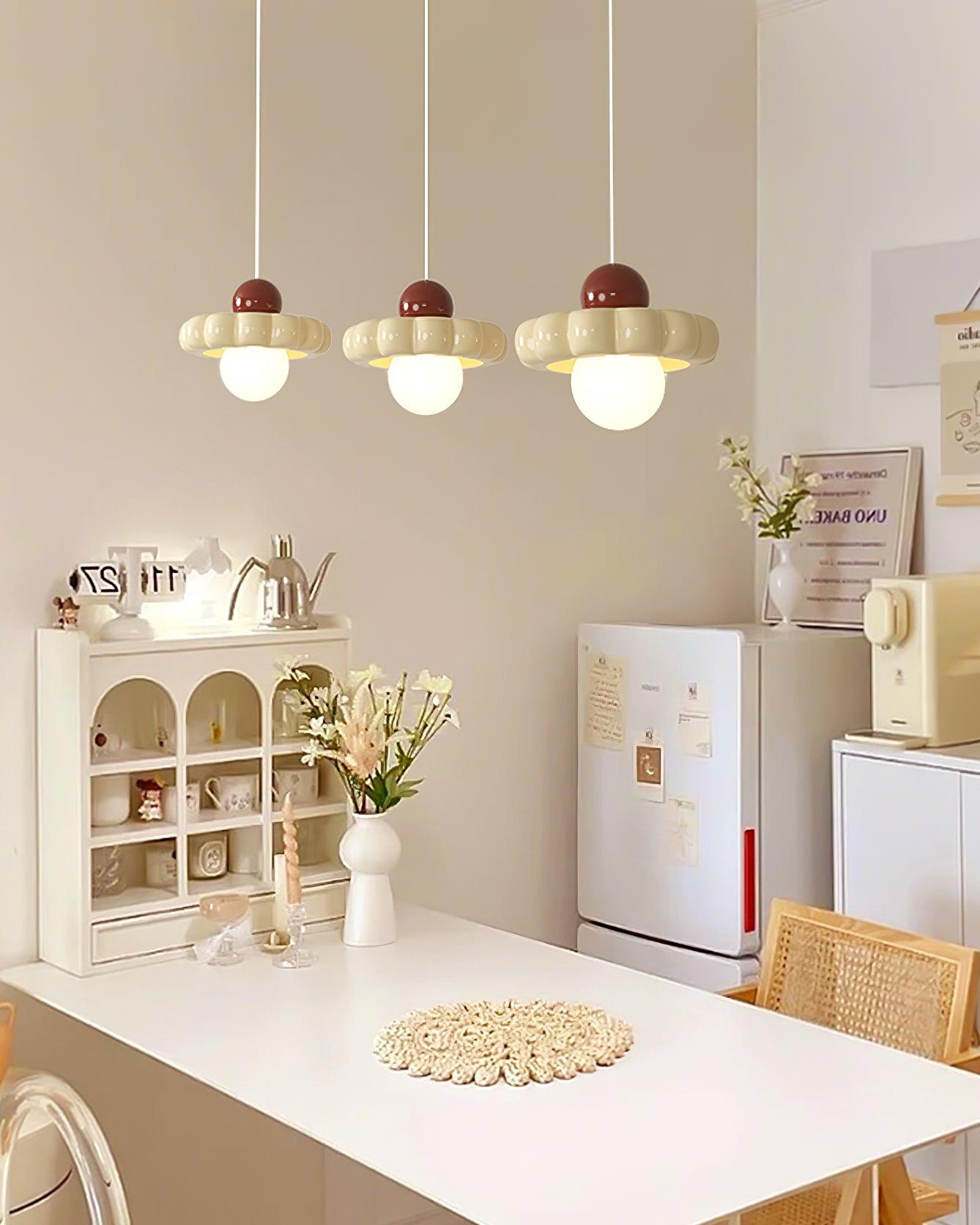 Aria Suspension Crème Mignonne