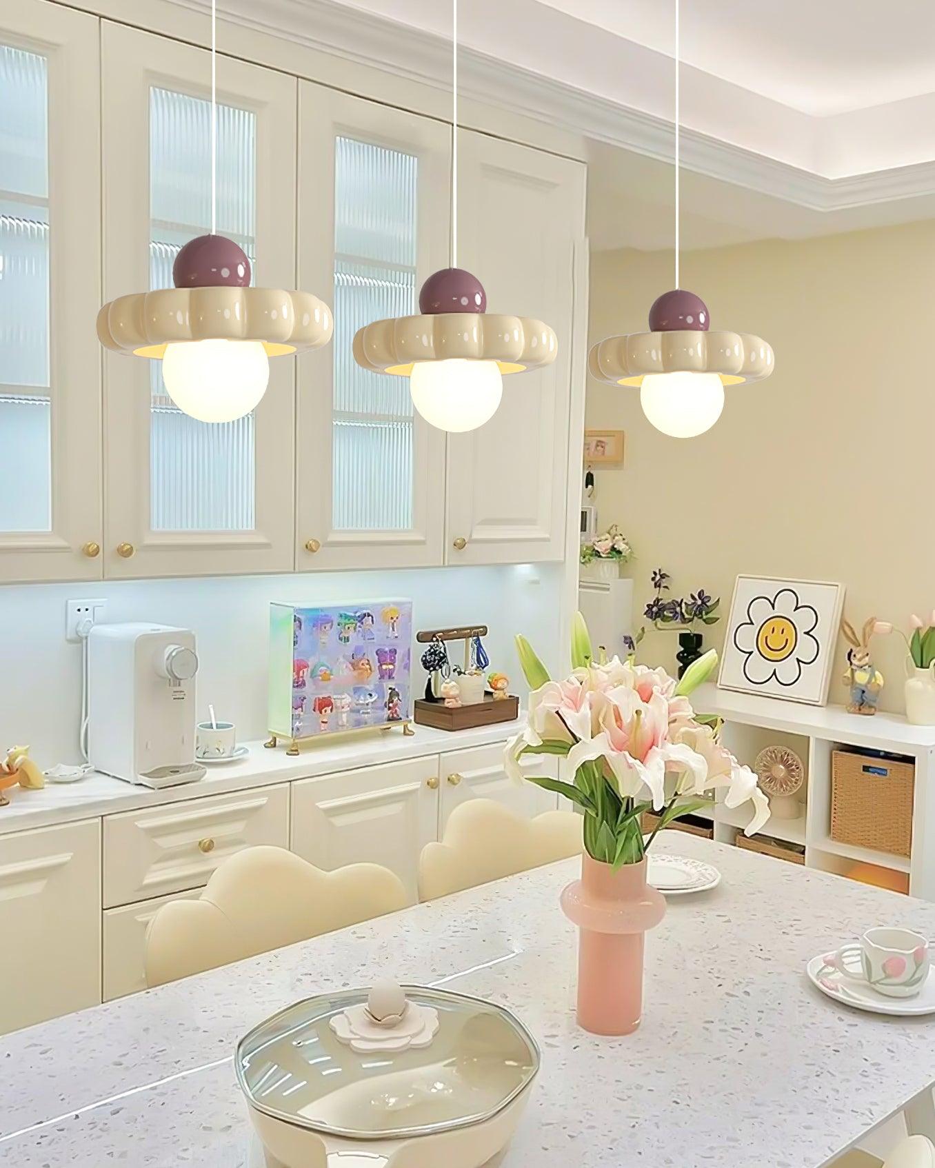 Aria Suspension Crème Mignonne