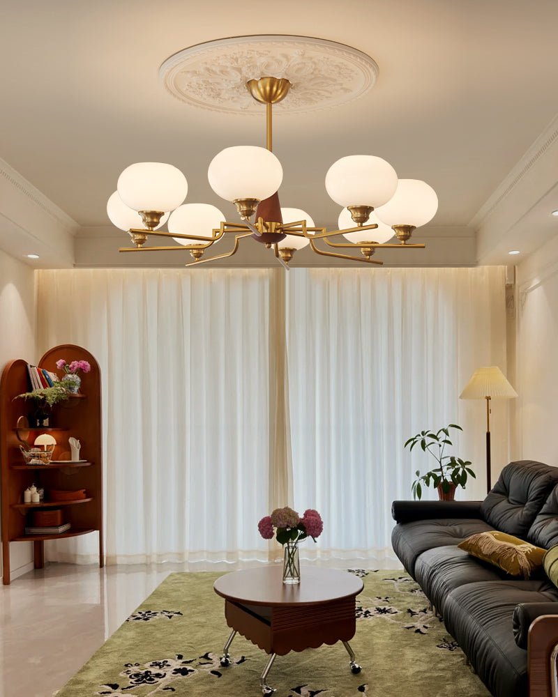 Lustra Lustre en Noyer avec Globes en Verre Opale