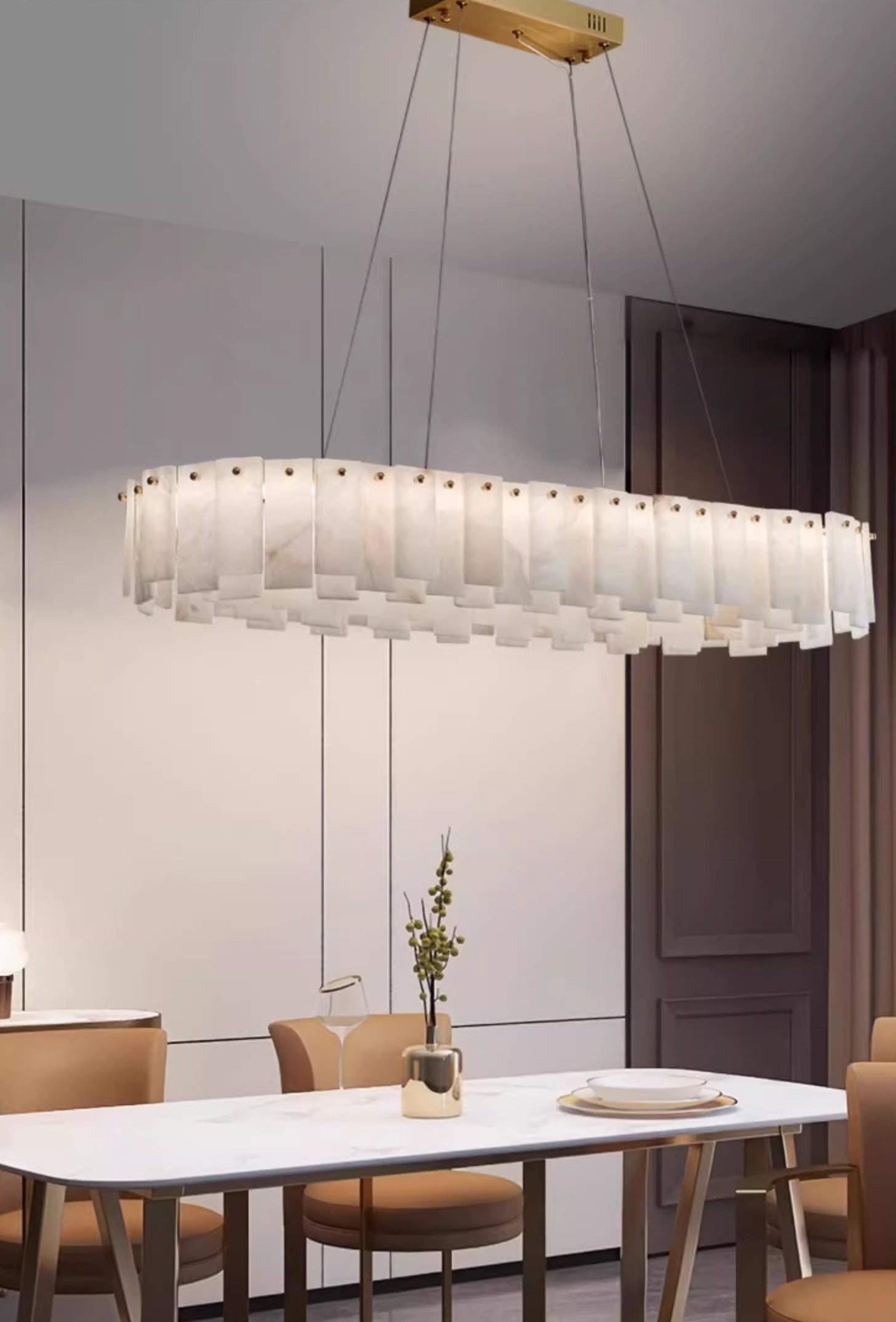Aero Lustre Rond en Laiton et Albâtre de Luxe Postmoderne