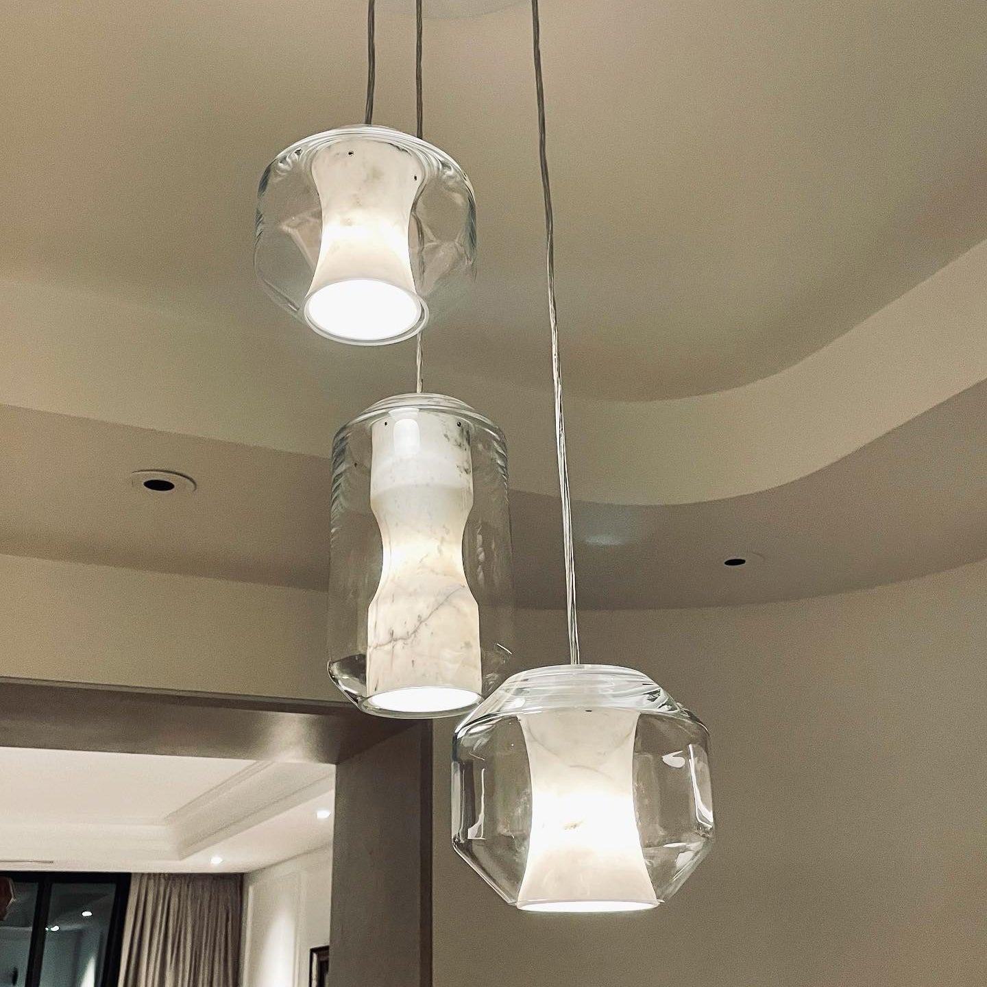 Allirila Lampe à Suspension Moderne Et Minimaliste En Verre Albâtre