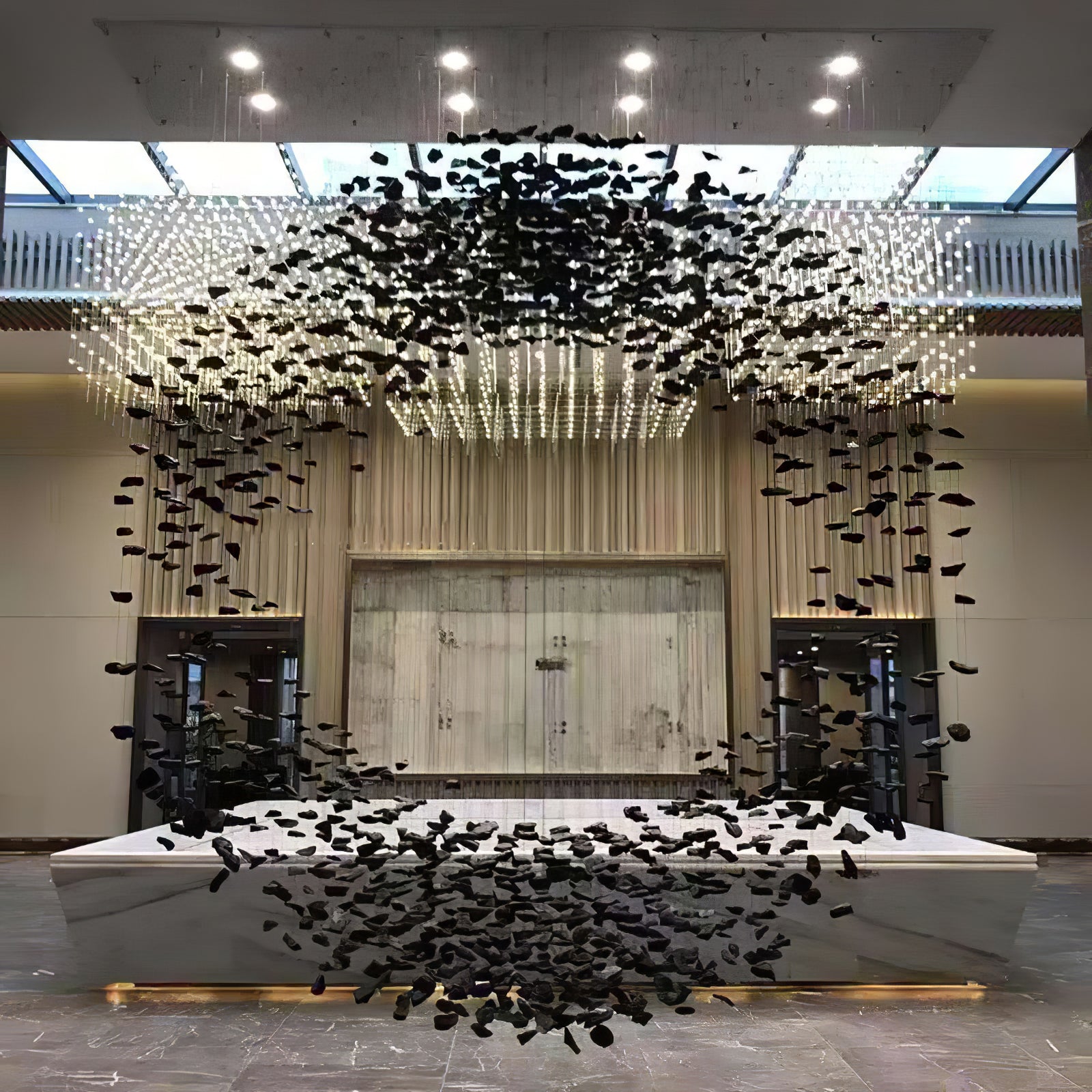 Arsilus Charcoal Stone Cascade Lustres for Artistic Space