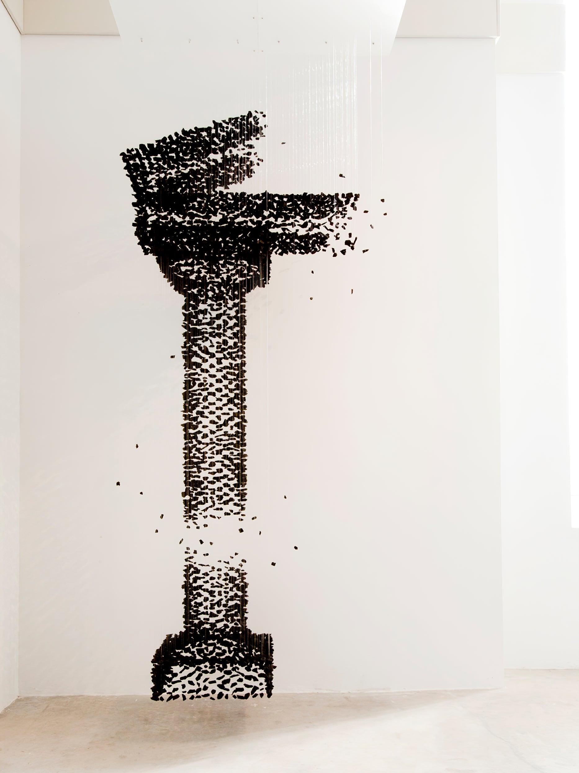 Arsilus Lustre sculptural en pierre charbon, lettres de G à L