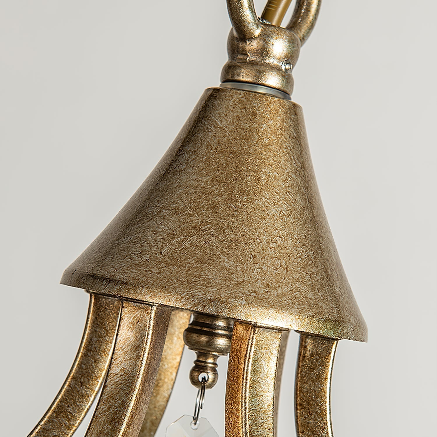 Lustre en Laiton Métal Cristal Vintage Alliant Luxe et Élégance