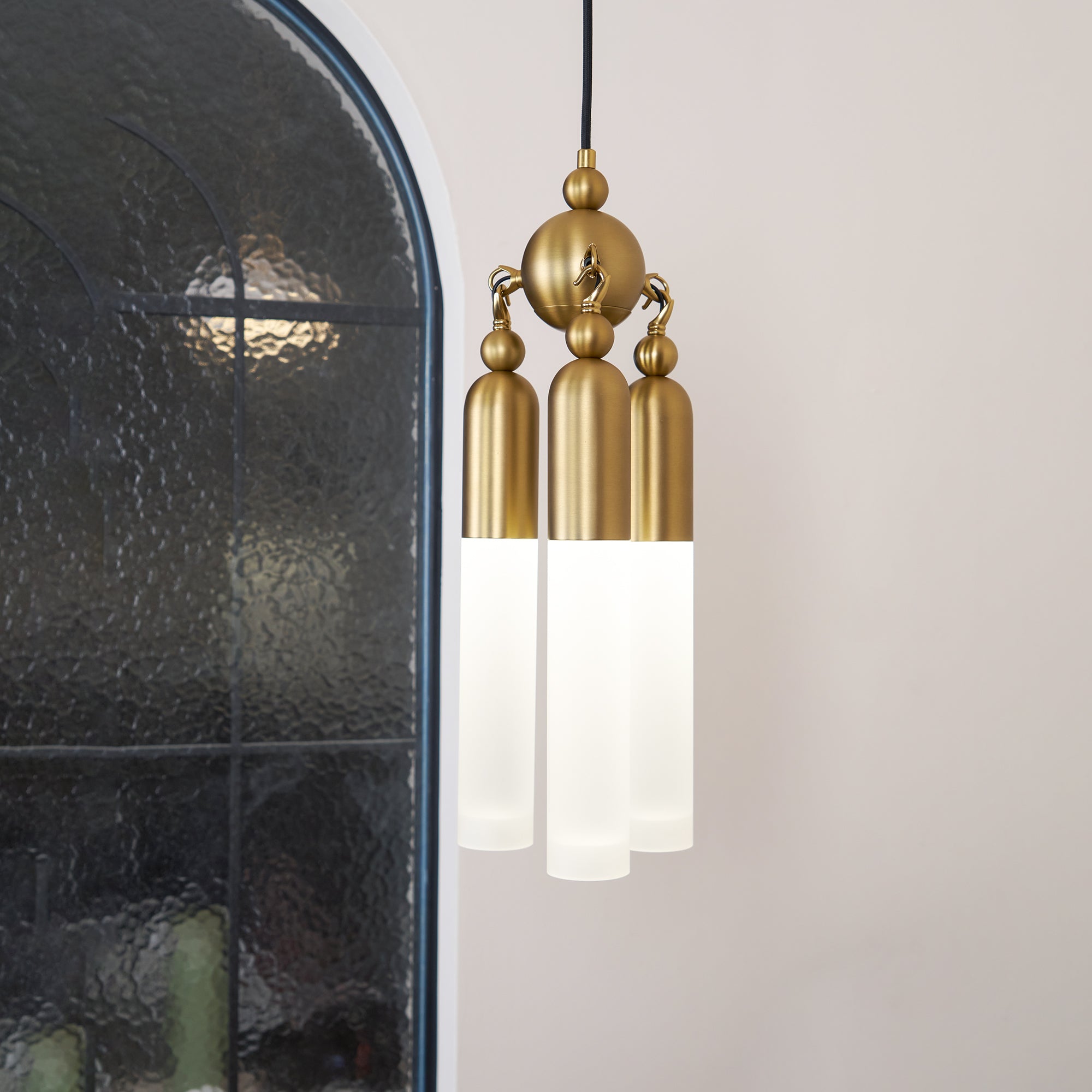 Lampe Suspendue Métal-Acrylique Moderne Minimaliste Tilt