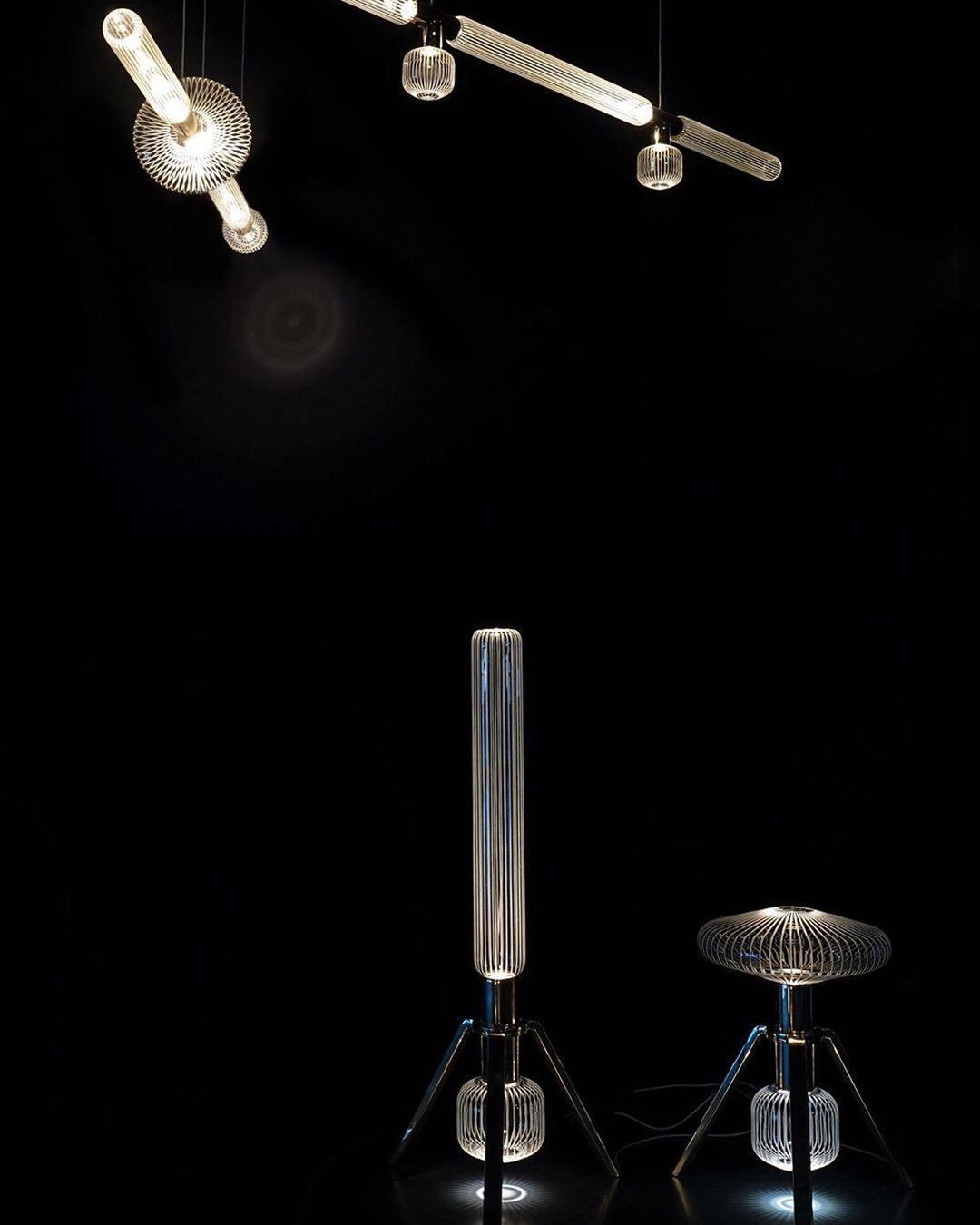 Solara Lampe à suspension en cristal cylindrique Cipher contemporaine
