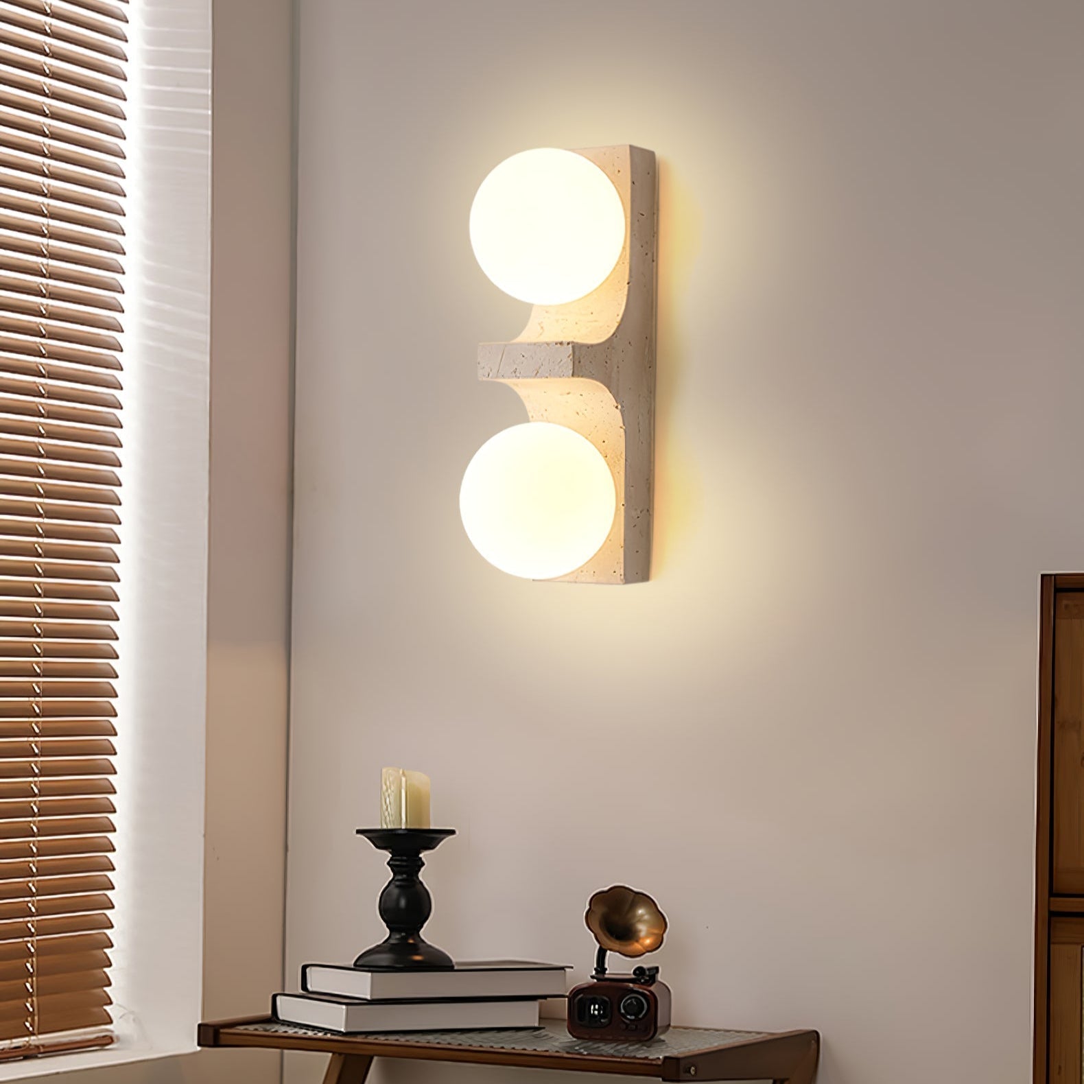 Umiren Applique Murale Minimaliste en Travertin