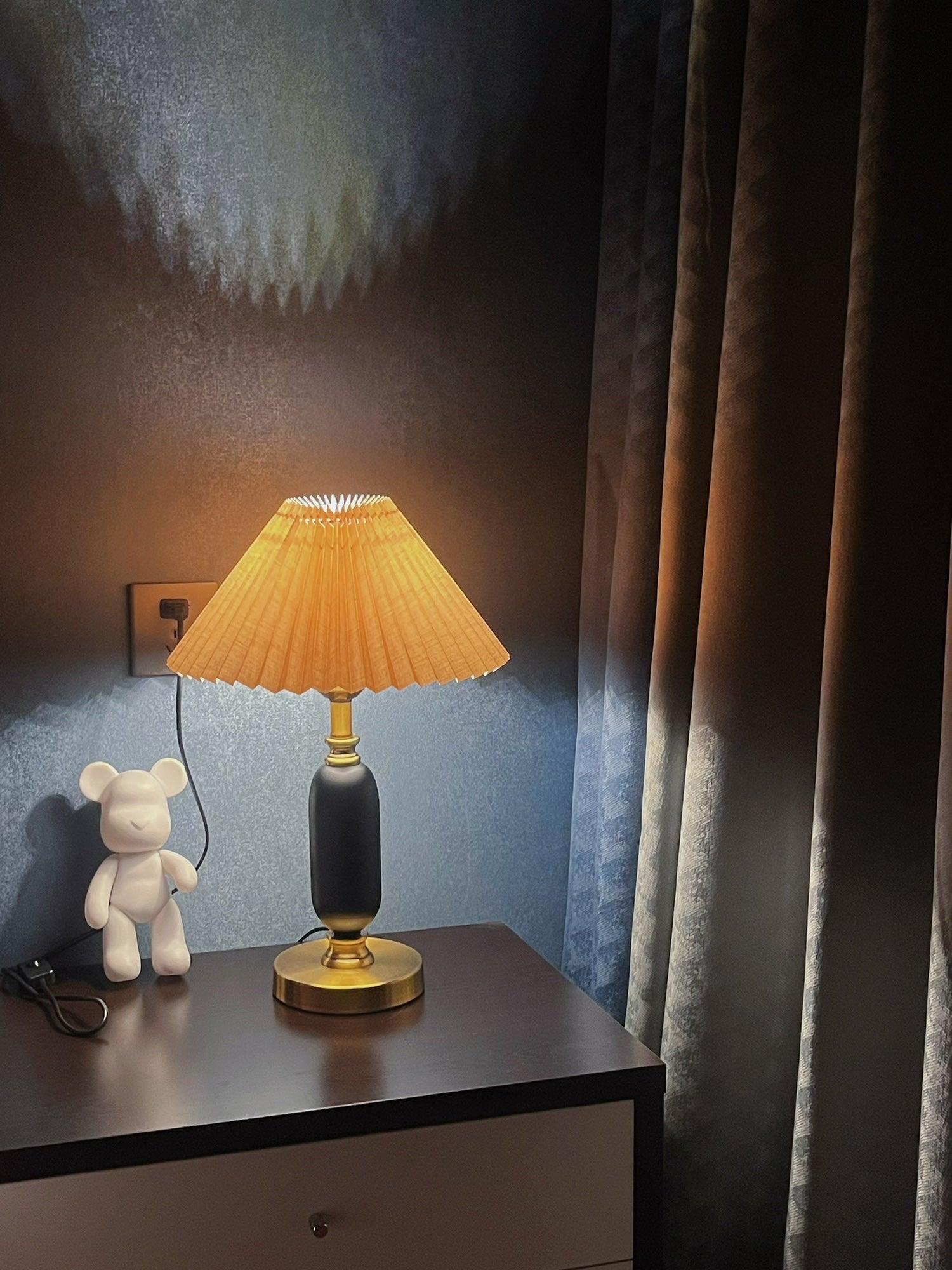 Aurmarila Lampe de Table en Tissu