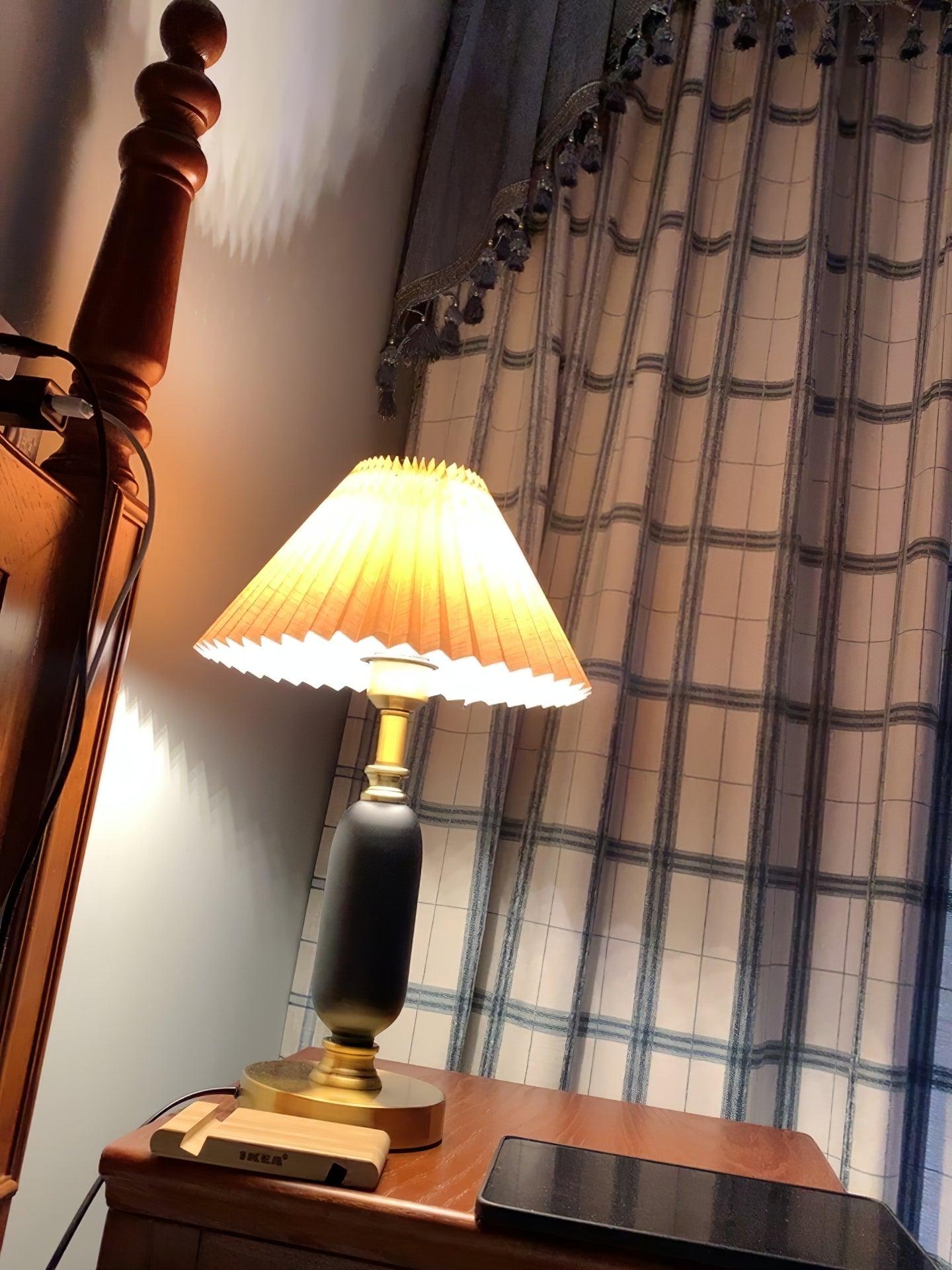 Aurmarila Lampe de Table en Tissu