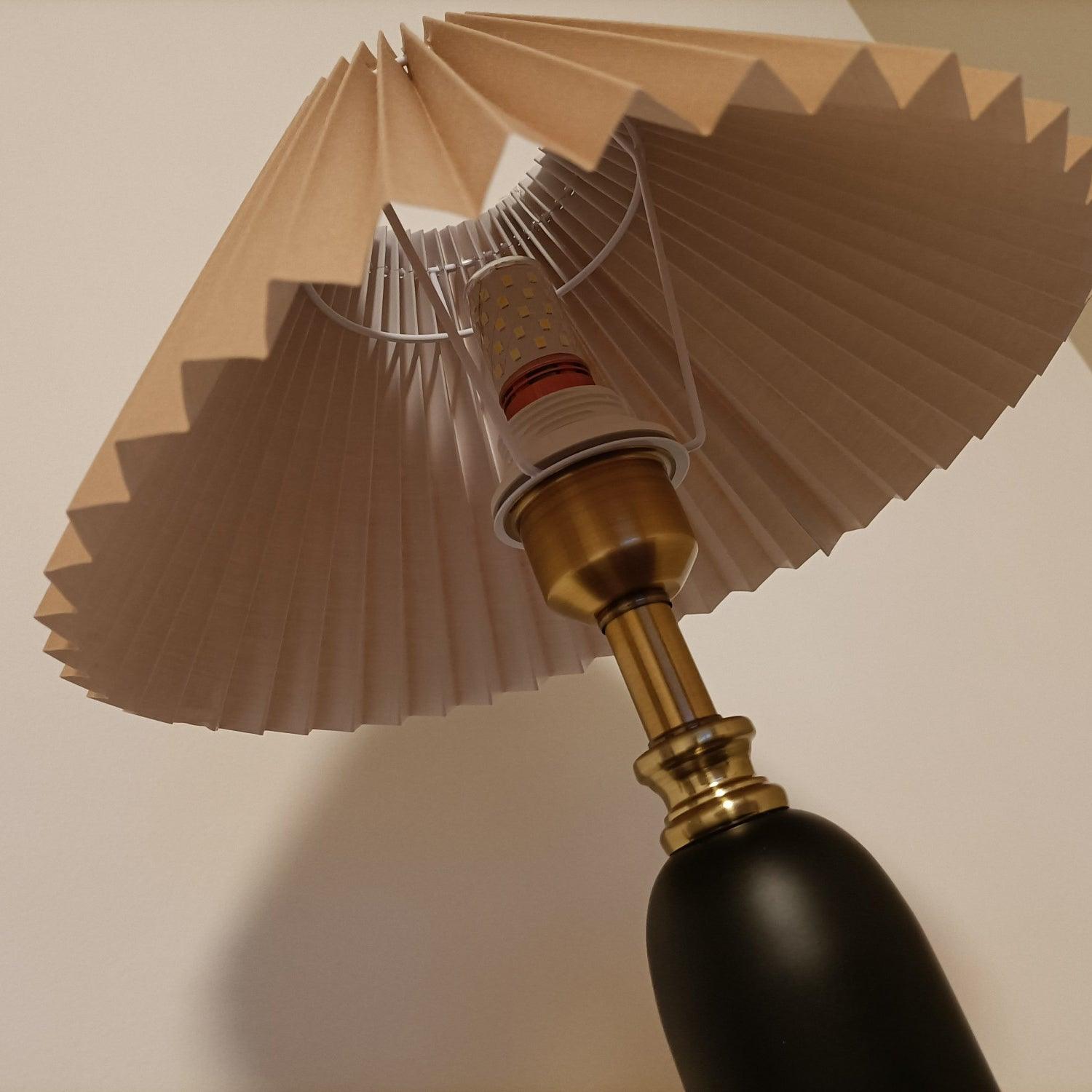 Aurmarila Lampe de Table en Tissu