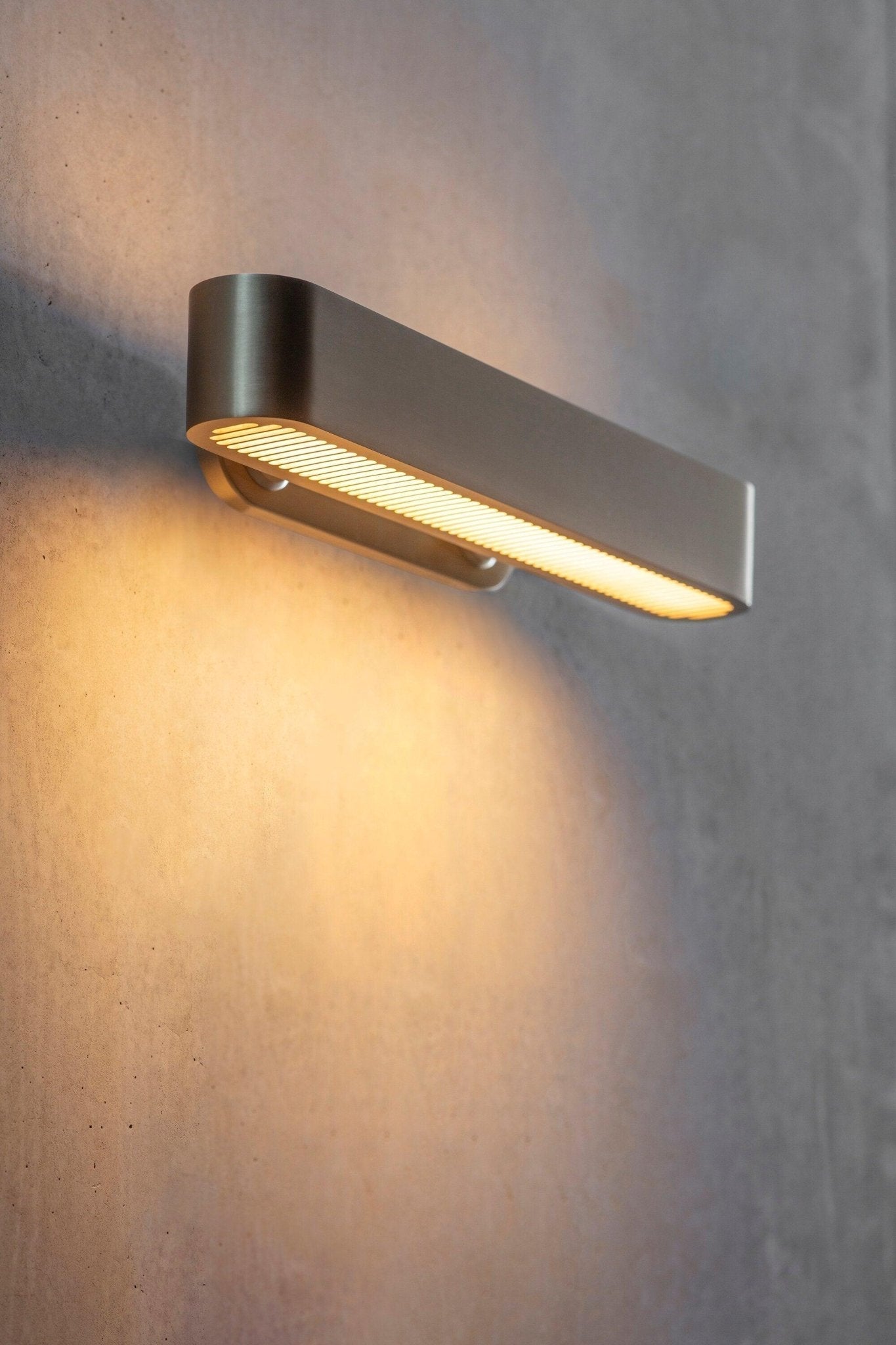 Lustra Lampe Murale en Laiton avec Grille Fendue