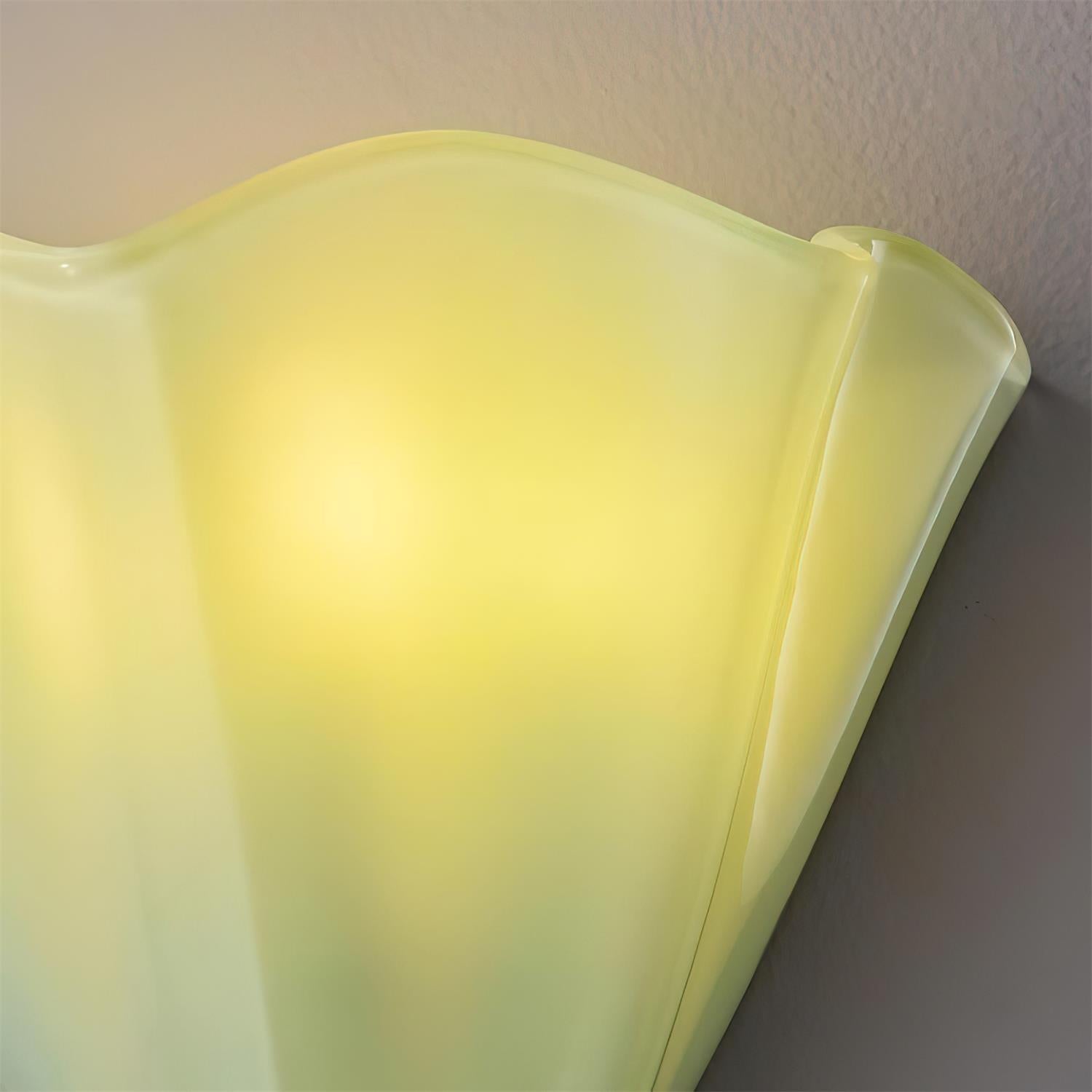 Corala Applique Murale Verre Pastel Forme Ventilateur