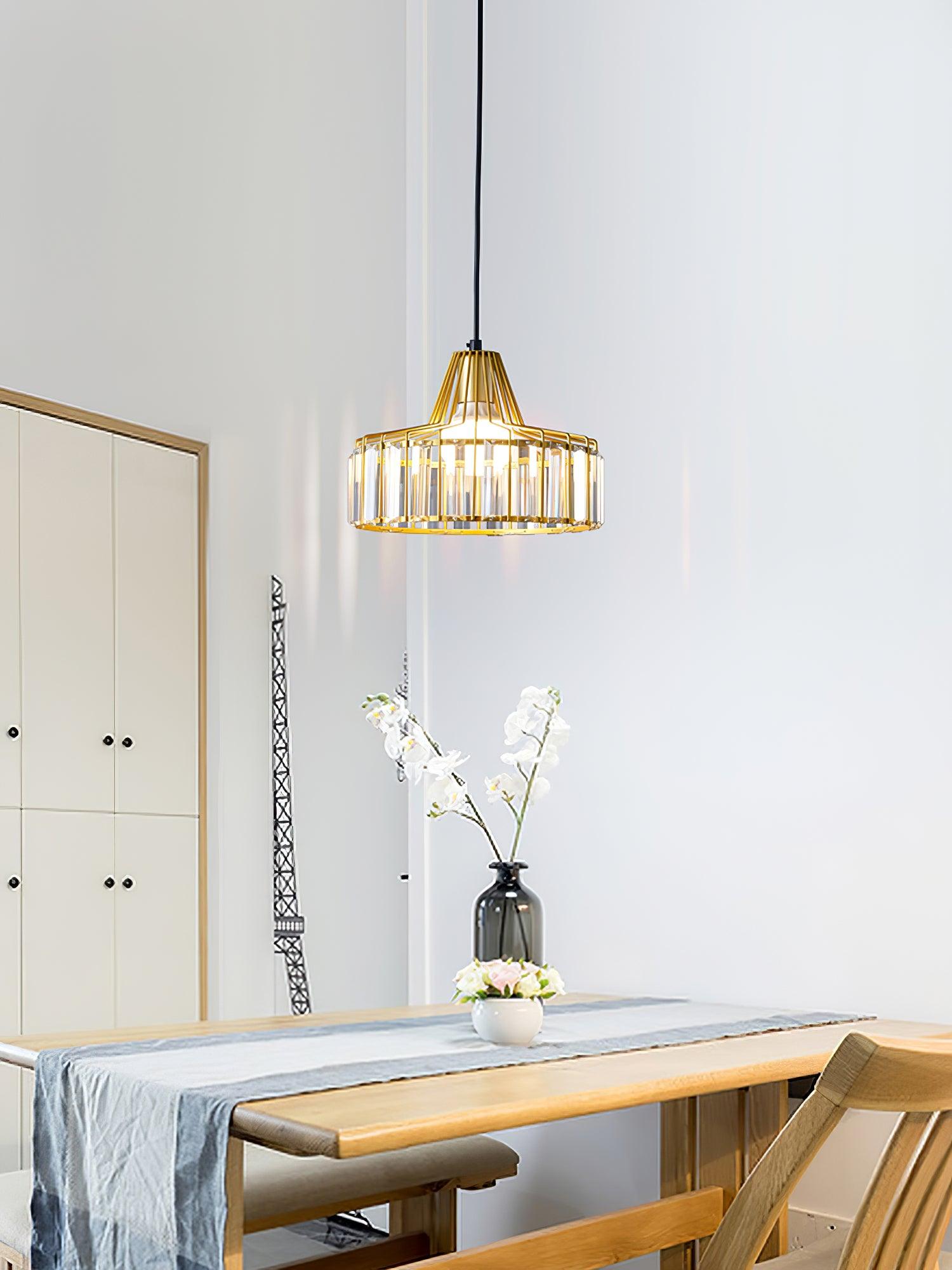 Neris Suspension Contemporaine
