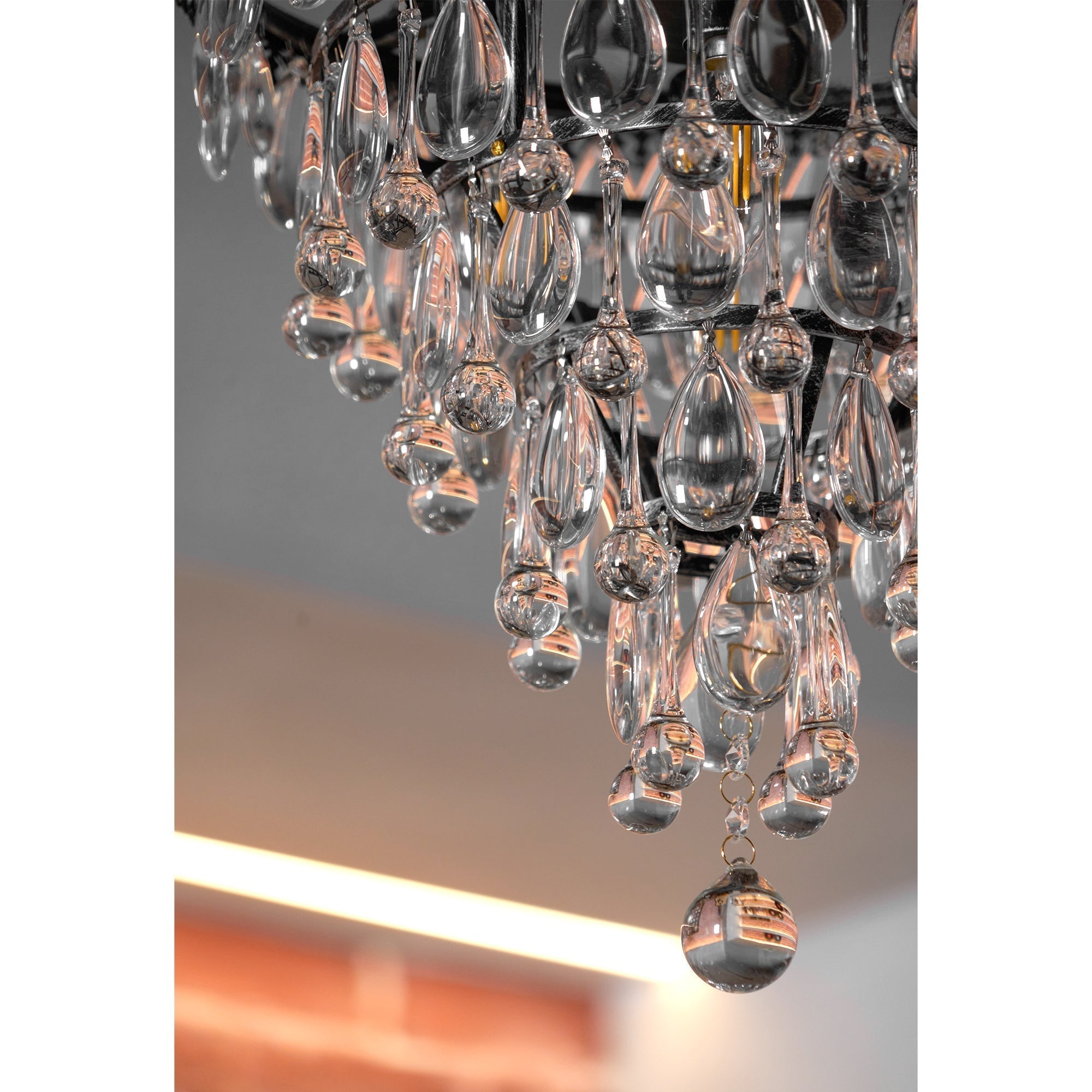 Blink Lustre Unique En Cristal Et Métal En Forme De Pyramide Inversée