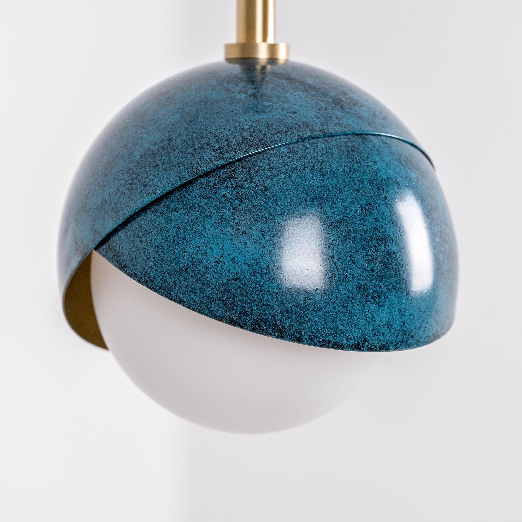 Solara Lampe Suspendue en Laiton Globe Opale Emboîté Moderne