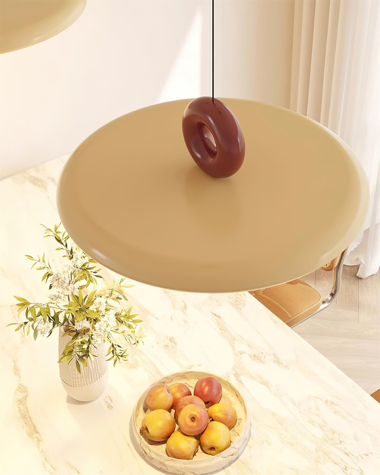 Suspension Disque Acrylique Avec Détail en Boucle Ambiance Minimaliste