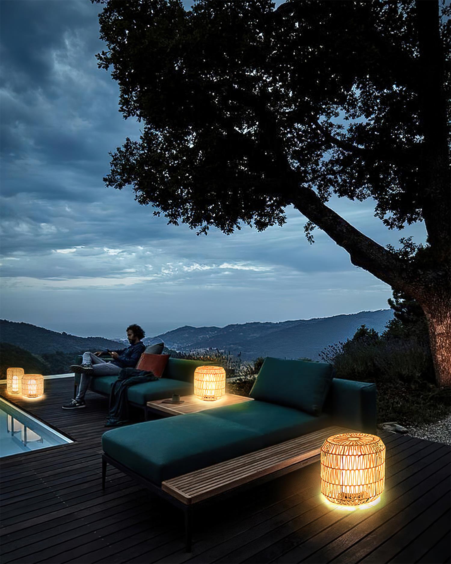 Danya Lampe Extérieure Cylindre en Rattan Solaire