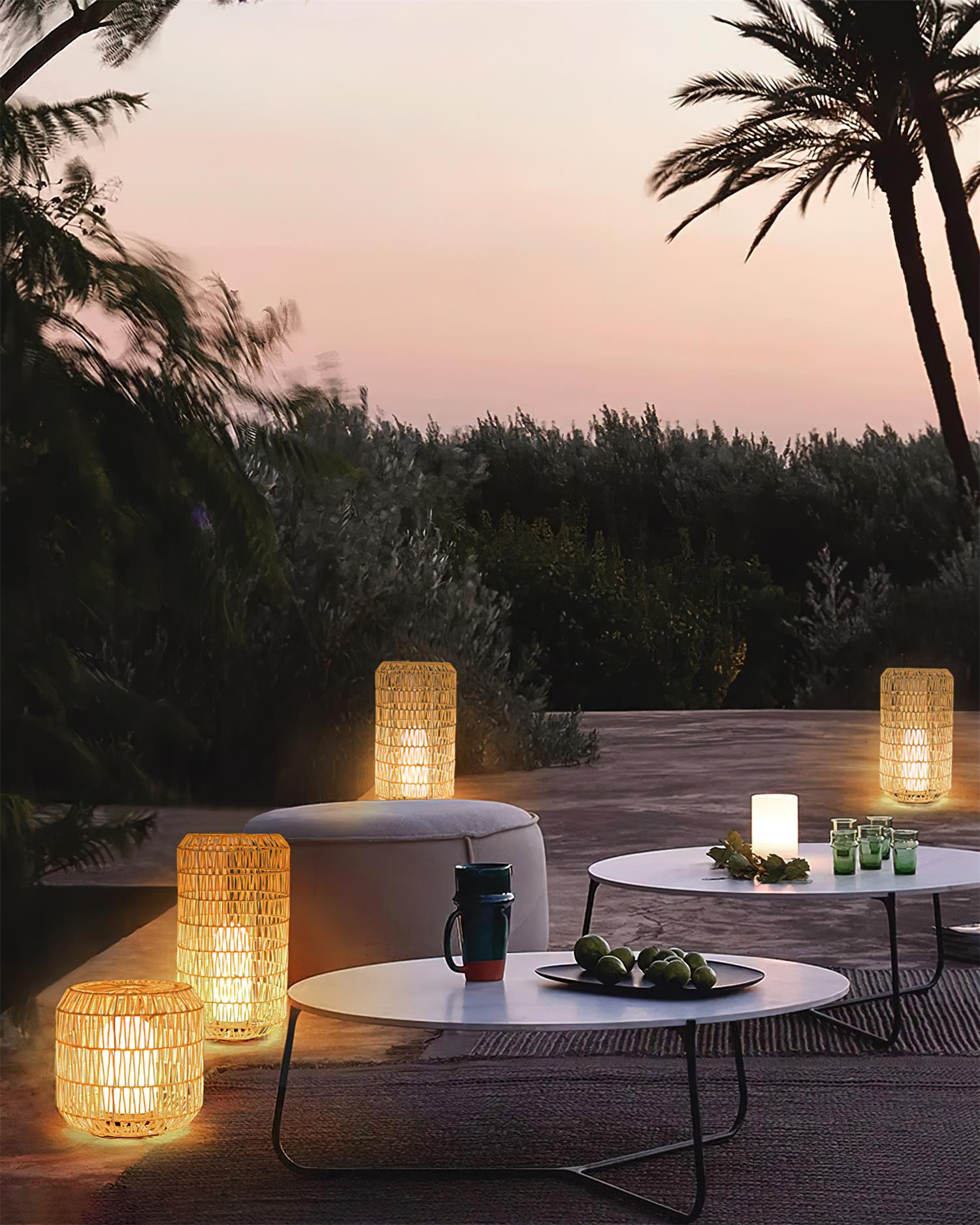 Danya Lampe Extérieure Cylindre en Rattan Solaire