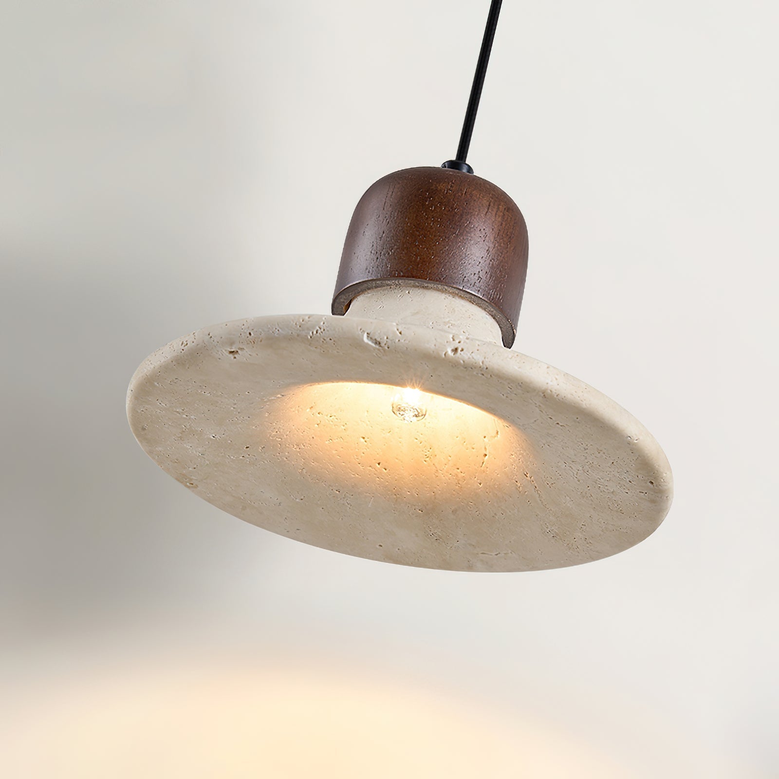 Ritta Suspension Forme Trompette Travertin