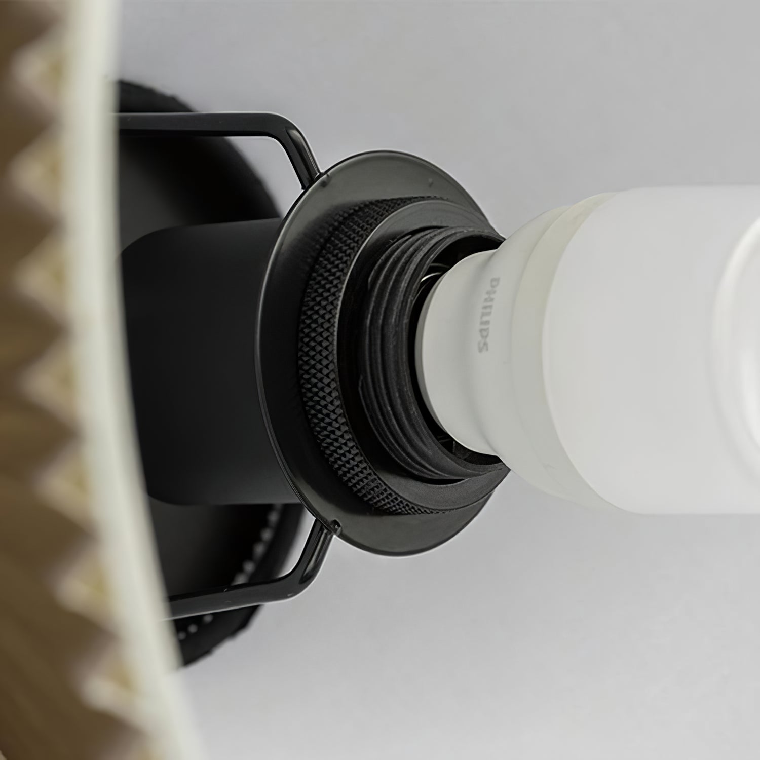 Knell Suspension en Métal Noir Plastique Plissée Minimaliste Moderne