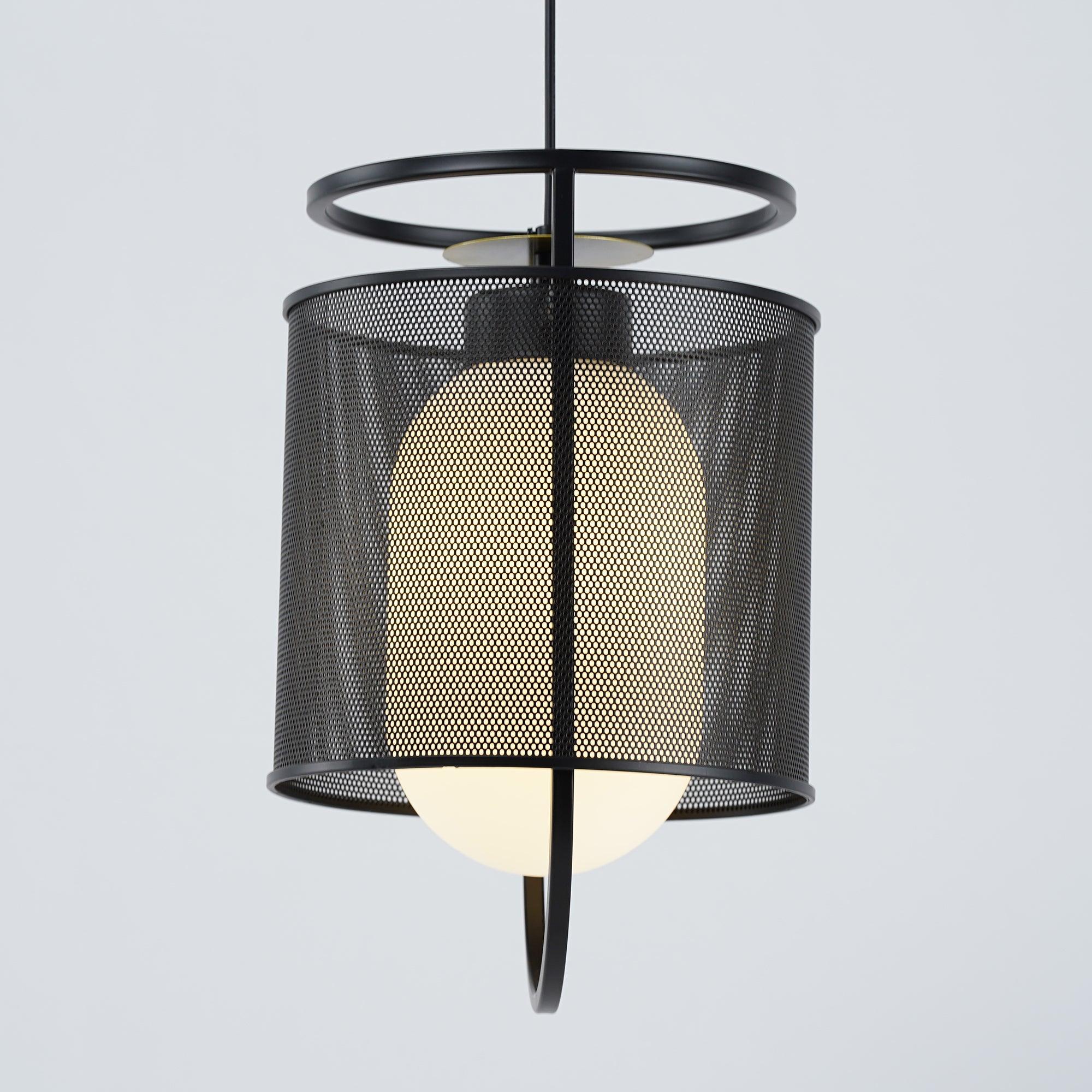 Solara Suspension Cylindre en Maille Accent en Laiton Industriel