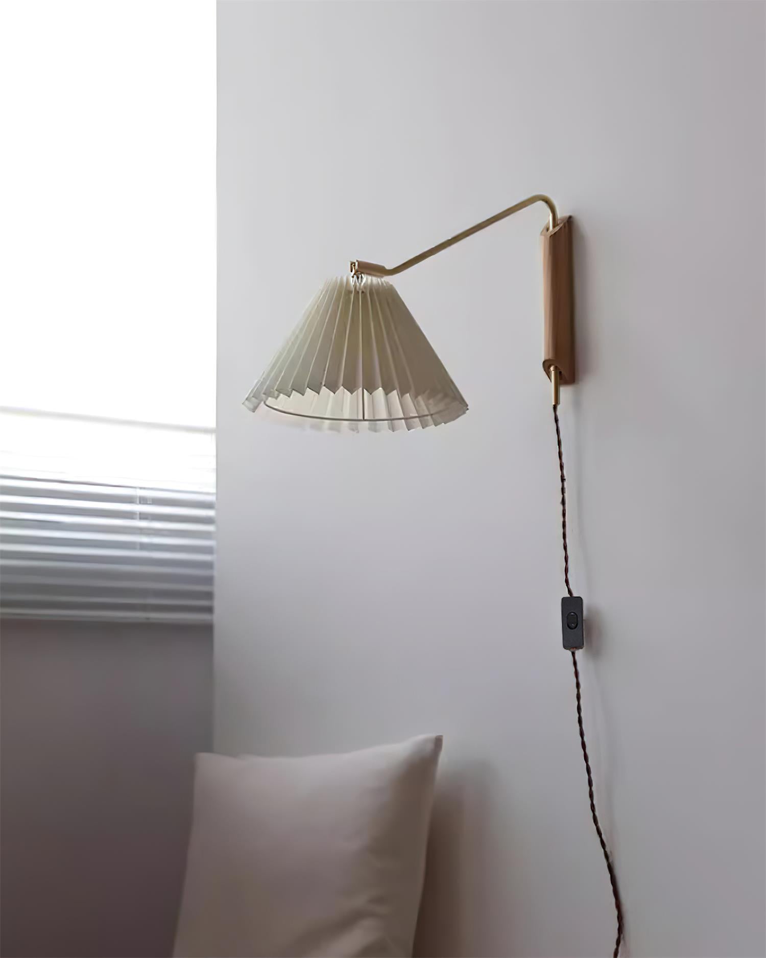 Feyora Applique Murale Tissu Plissé