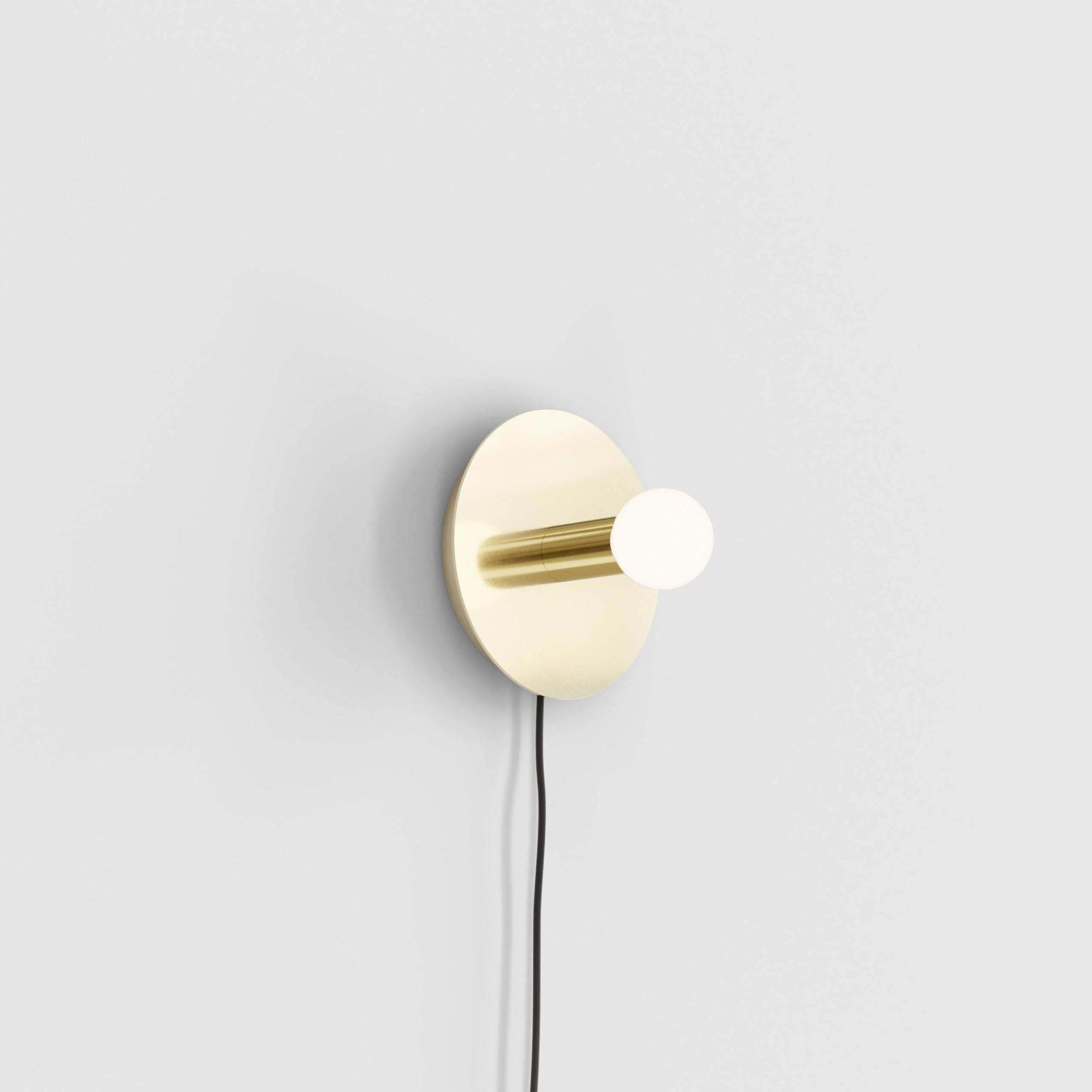 Lustra Wall Lamp Brass Bulb