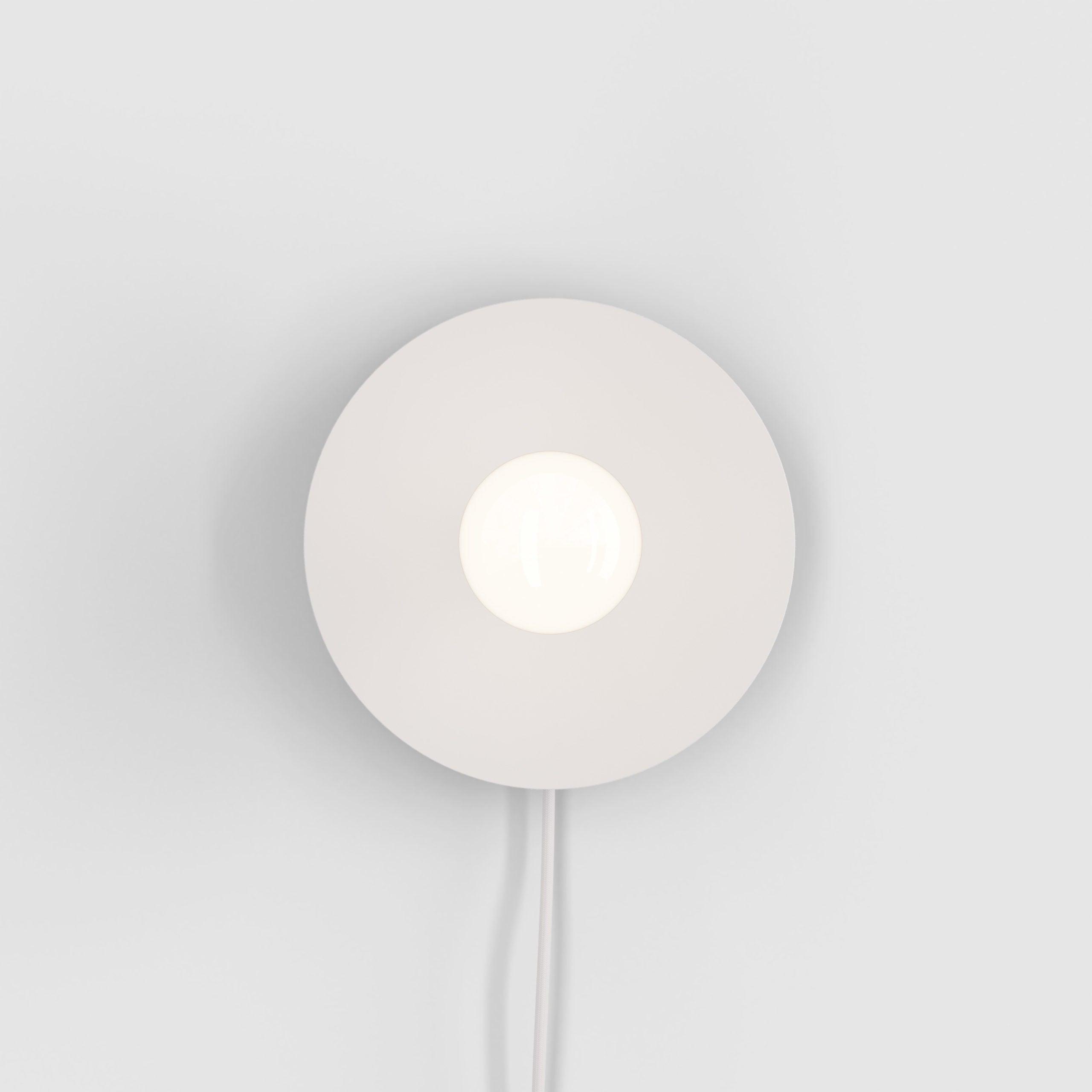 Lustra Wall Lamp Brass Bulb