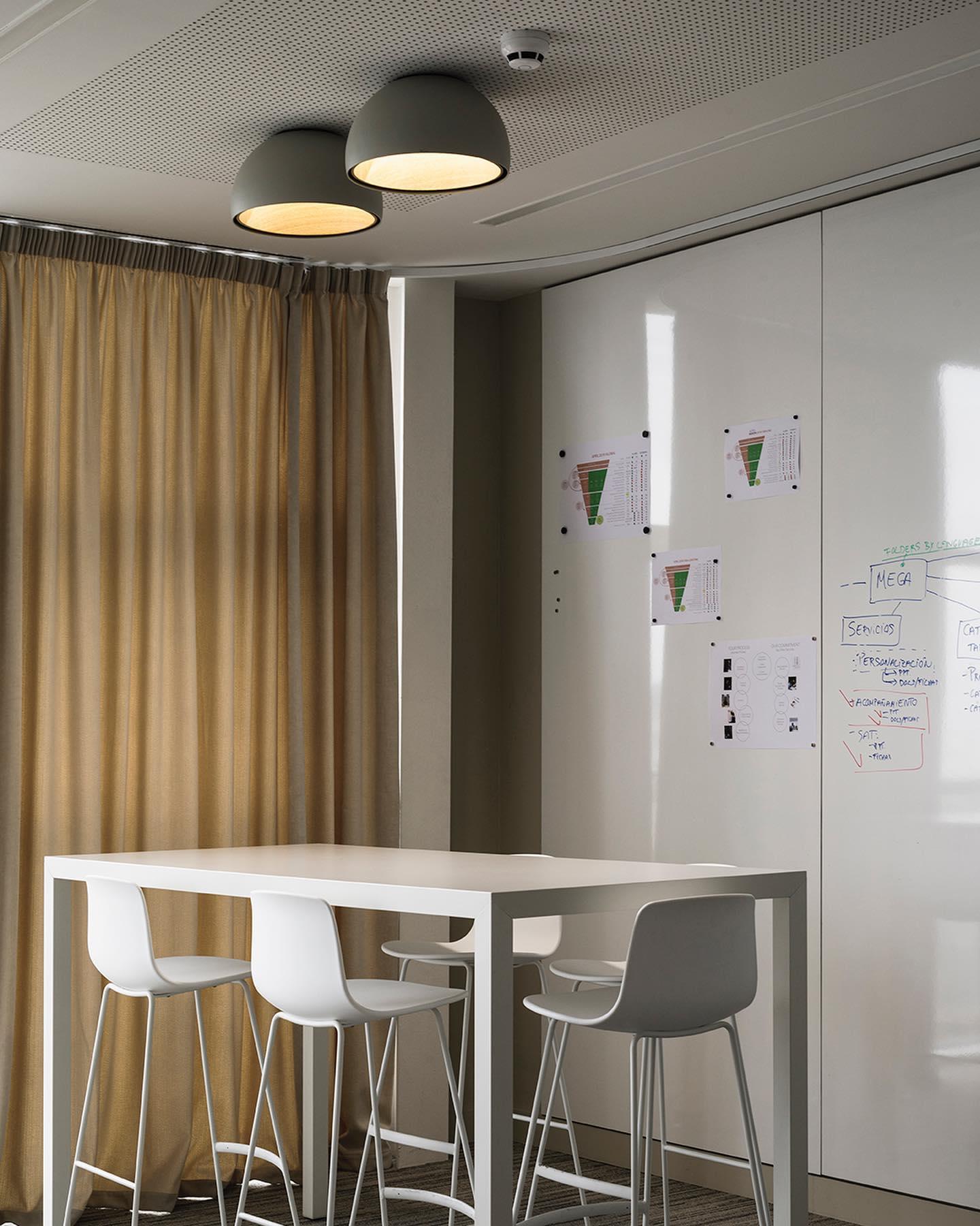 Lampe de Plafond Dôme en Bois Intérieur Chaleureux Moderne Minimaliste
