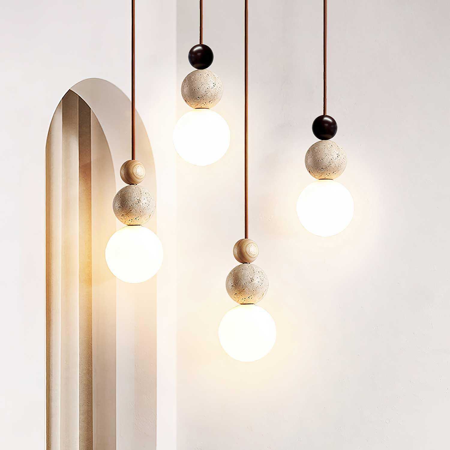 Ullaeia Sphère-Grappe Travertin Pendentif Lumière