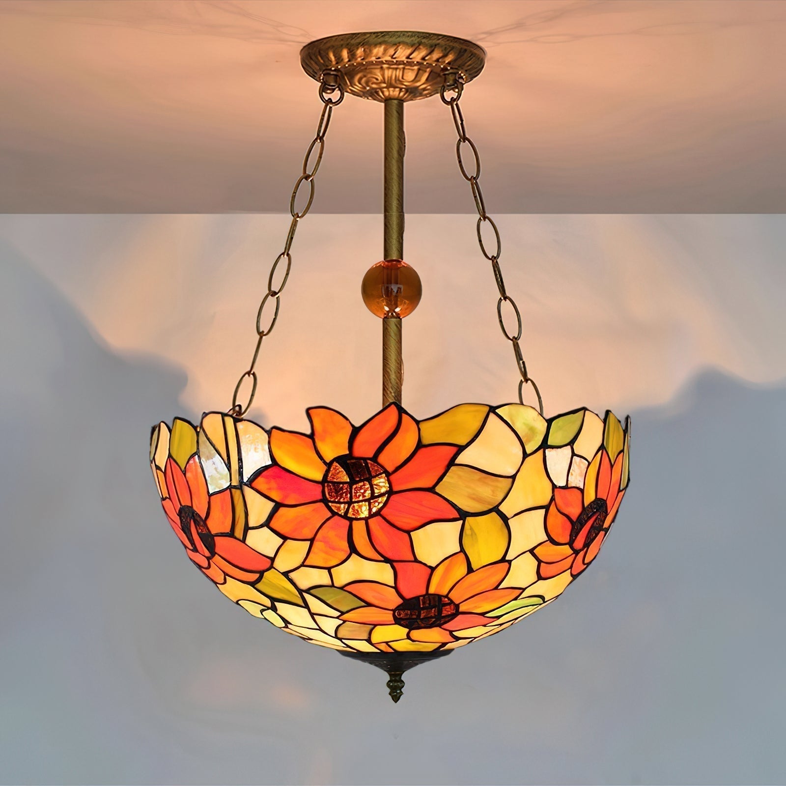Lustre Tiffany Bowl-shaped Rose Gypsum