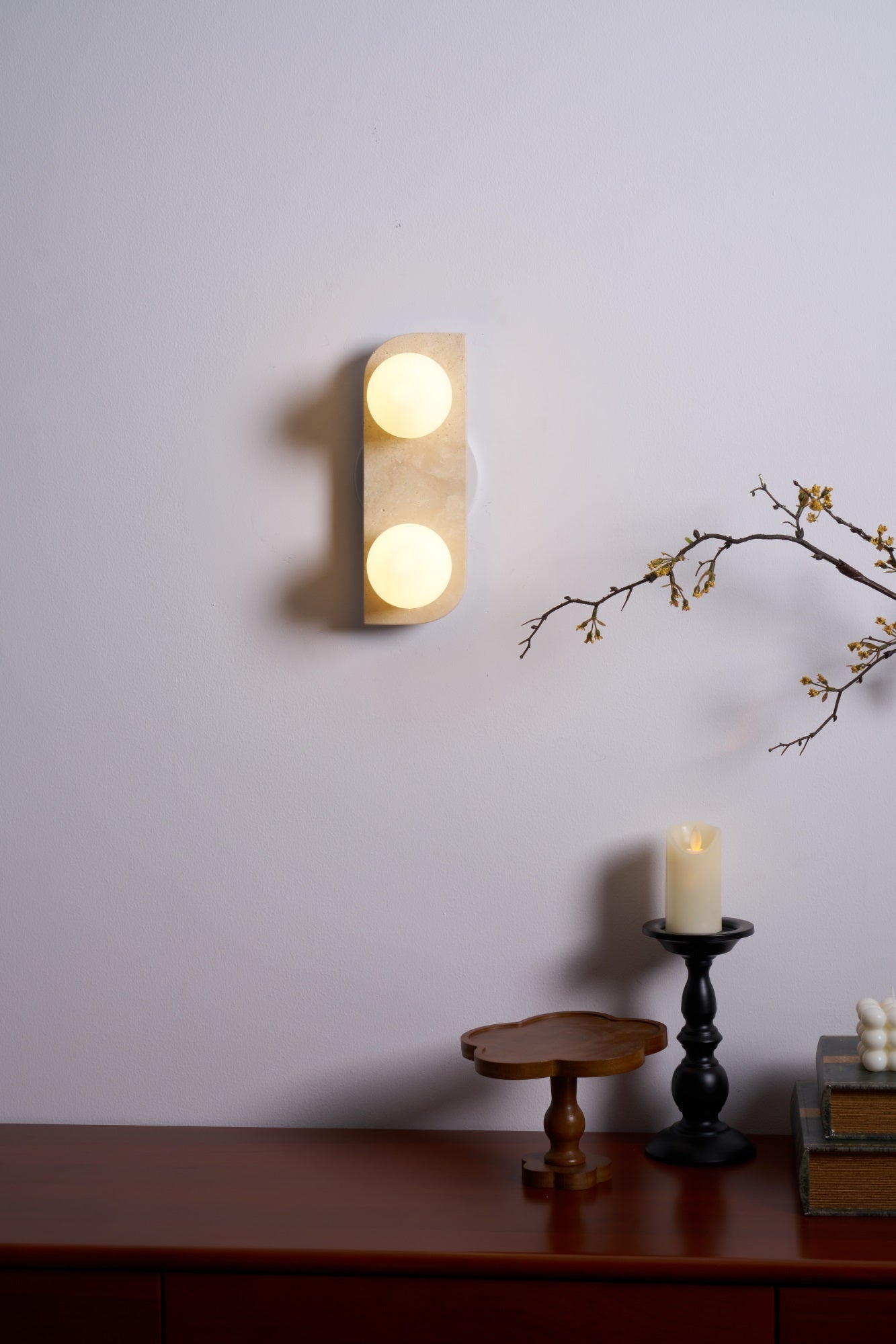 Zophaor Minimalist Travertine Plug-In Wall Light