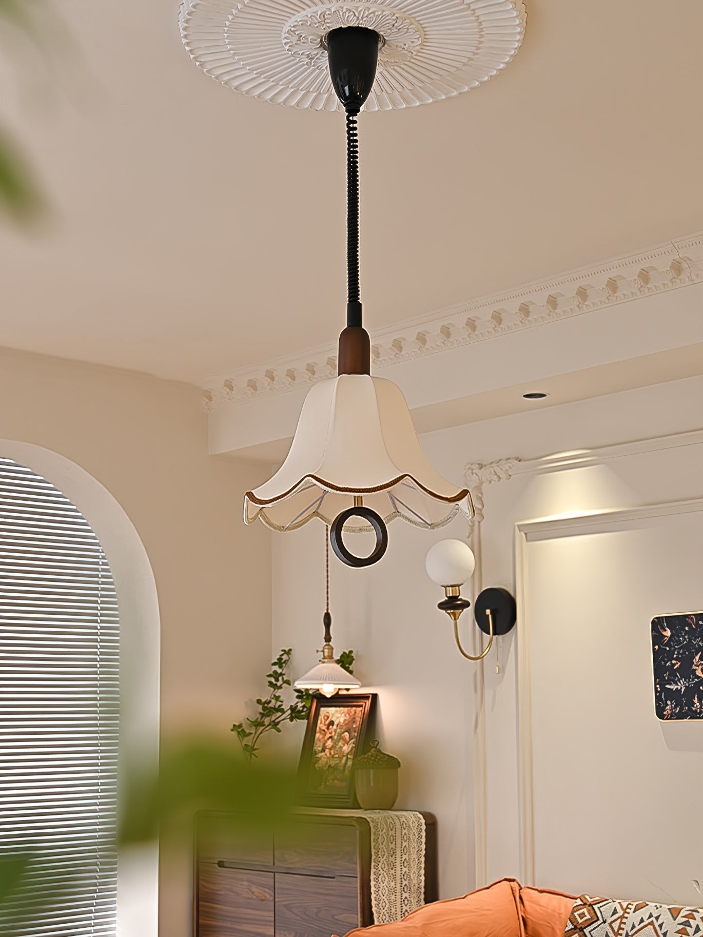 Eurvaryra Classique Élégance Tissu Bois Suspension Lumière