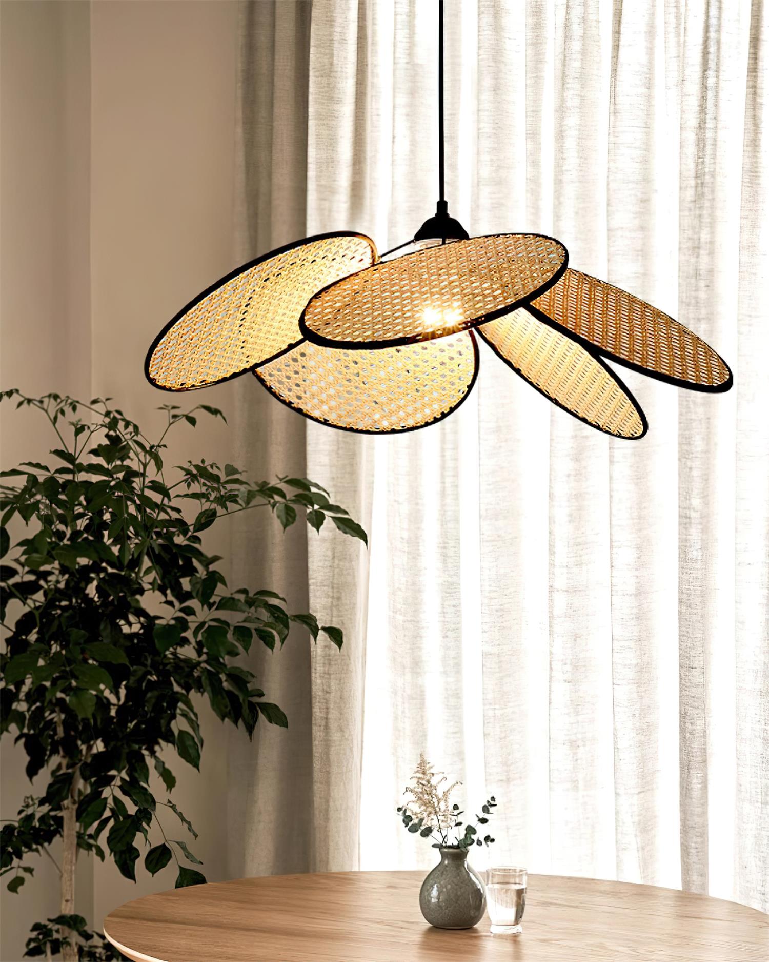 Flow Rattan Suspension Tissée à la Main Organique
