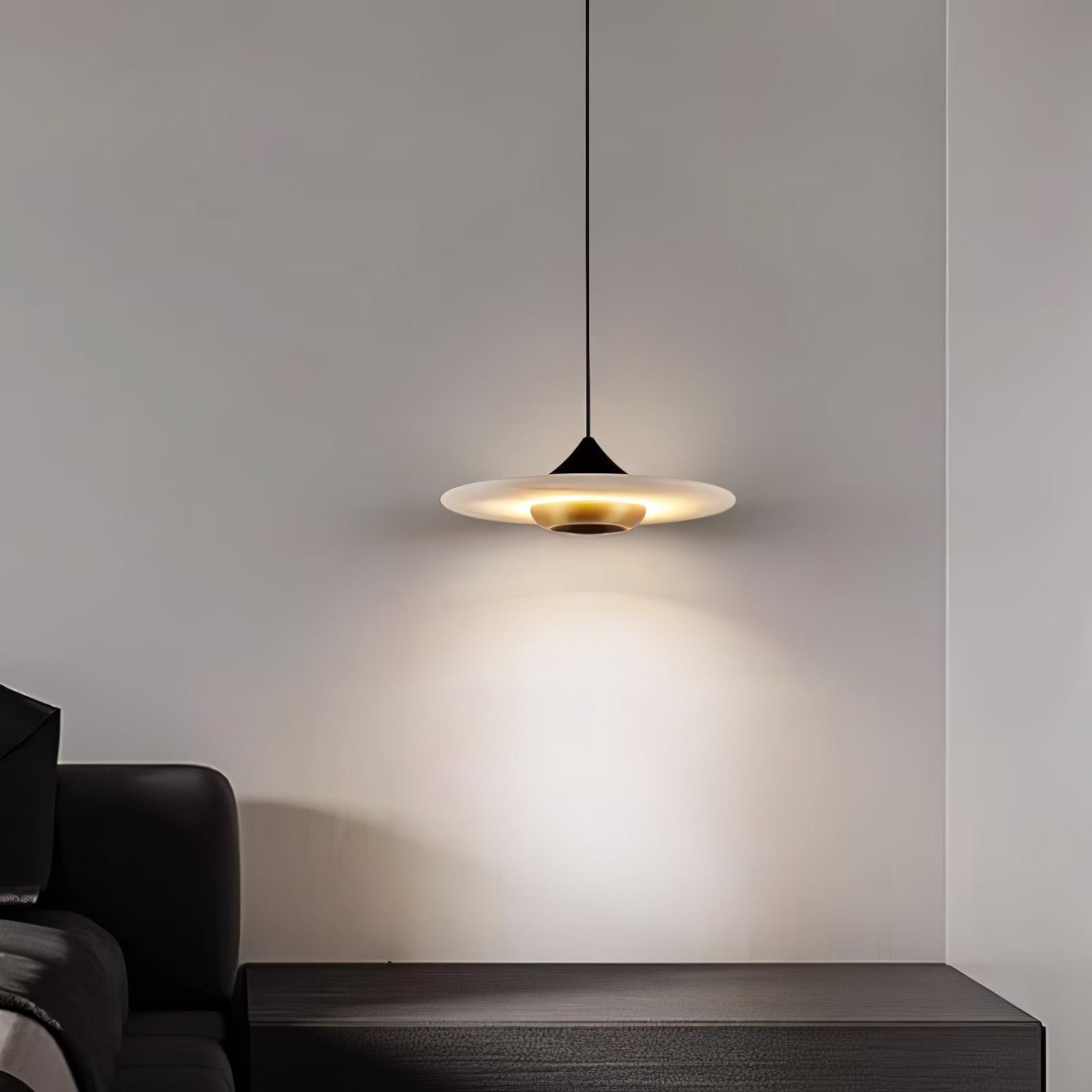 Liorice Suspension en Marbre Confortable