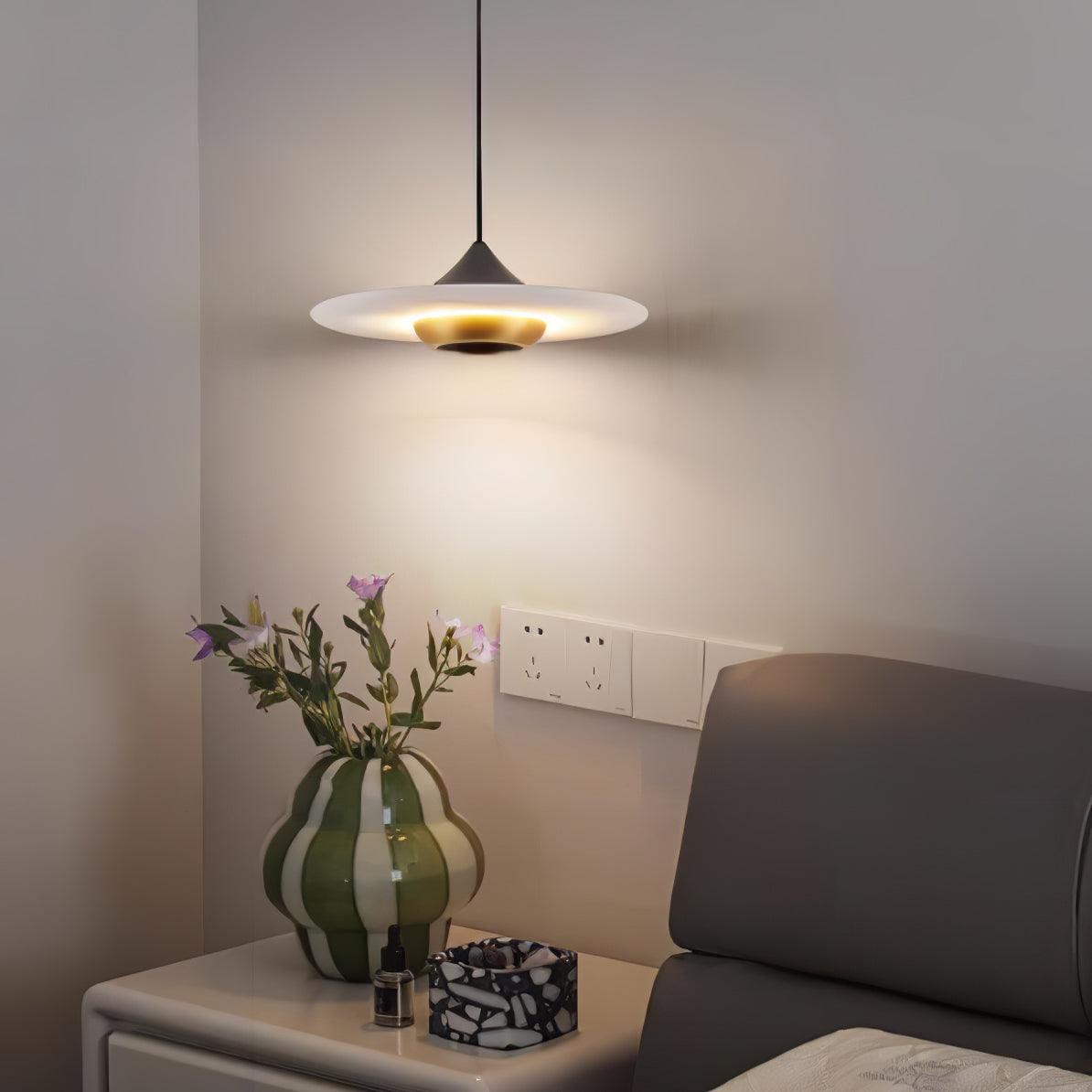 Liorice Suspension en Marbre Confortable