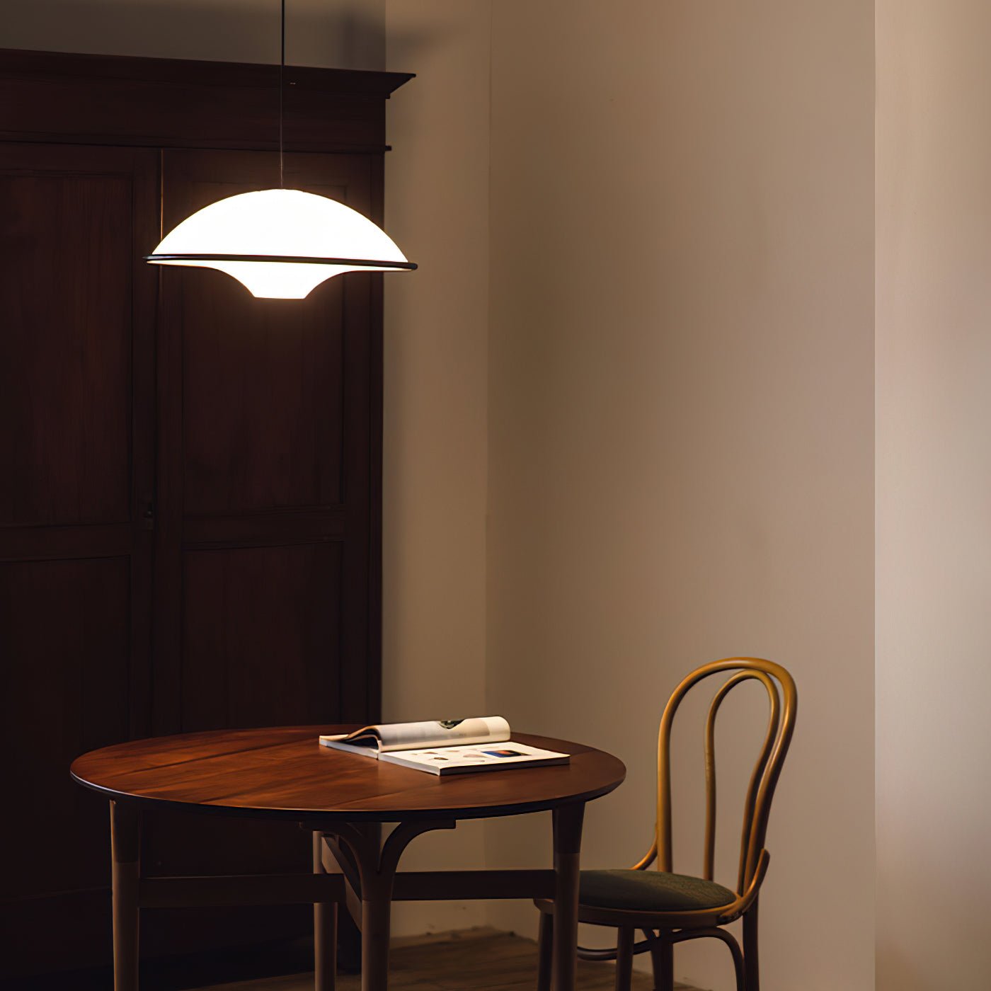 Veda Suspension Moderne en Acrylique